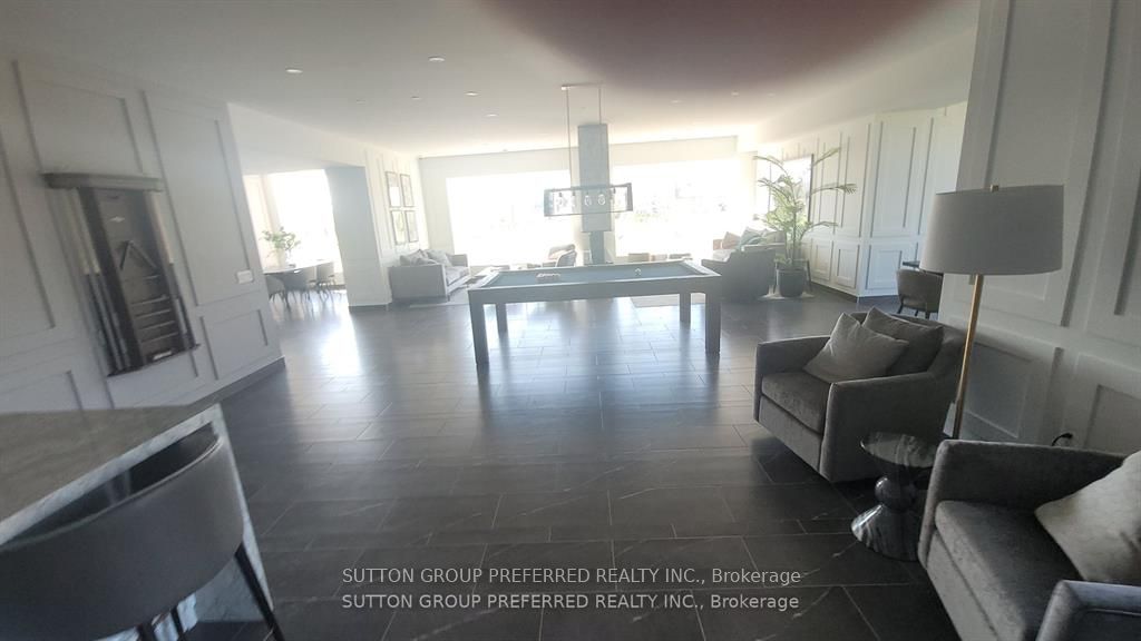 460 Callaway Road 909, London North, ON N6G 0M3