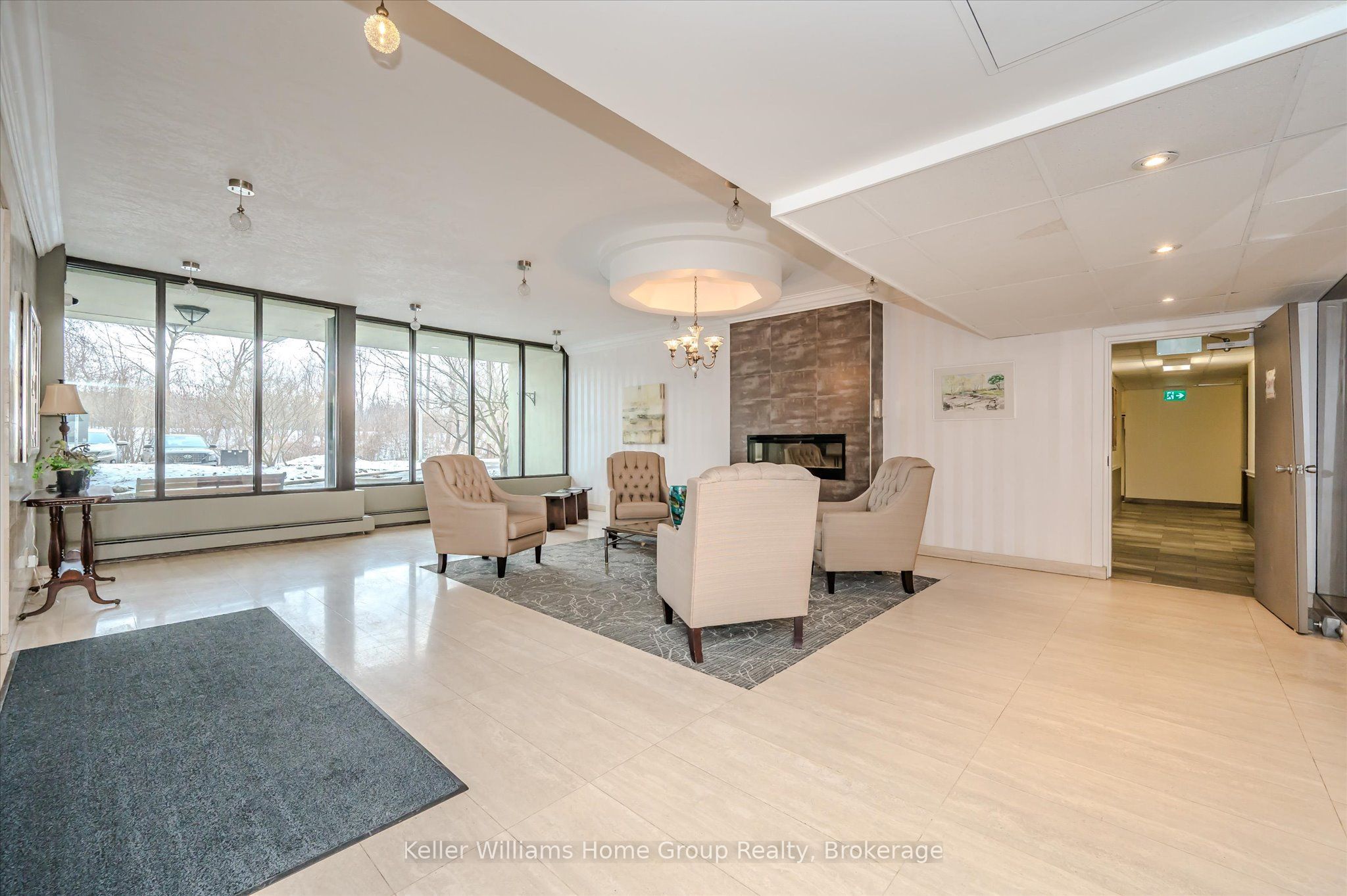 23 Woodlawn Road E 702, Guelph, ON N1H 7G6