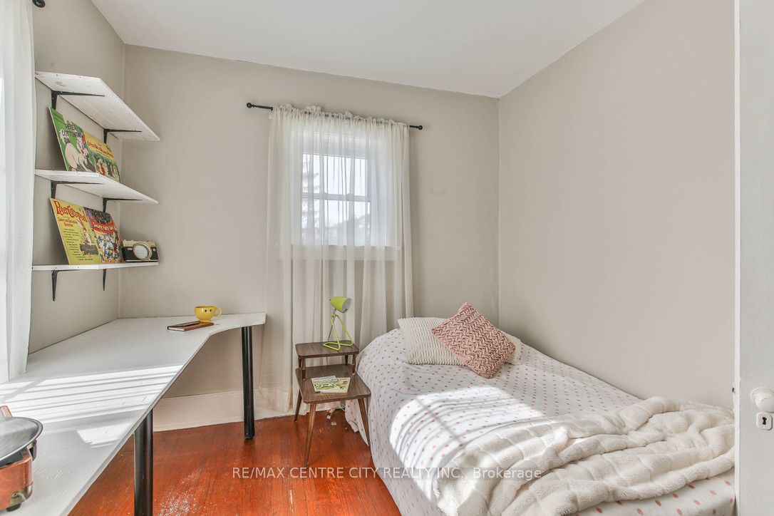 54 William Street, St. Thomas, ON N5R 3H4