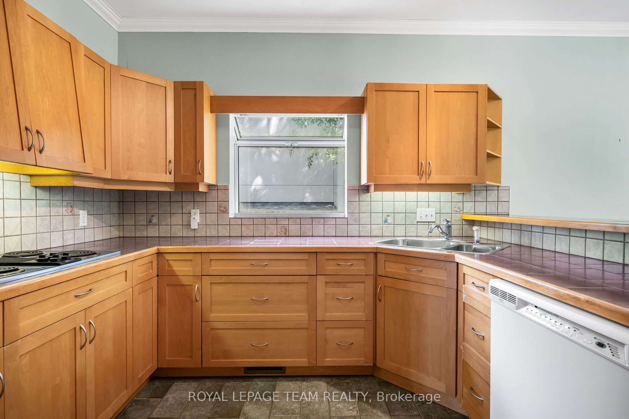4310 Armitage Avenue, Constance Bay - Dunrobin - Kilmaurs - Woodlawn, ON K0A 1T0