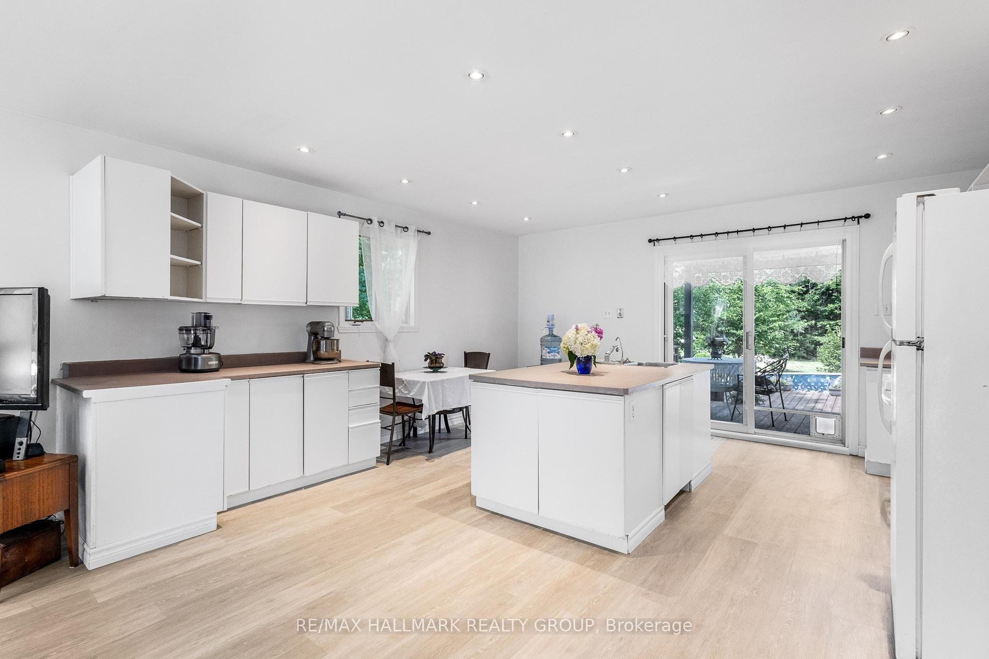 3838 KENYON DAM Road, North Glengarry, ON K0C 1A0