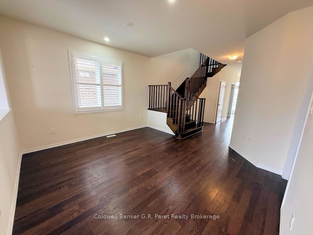 183 Athens Street, Haldimand, ON N0A 1H0