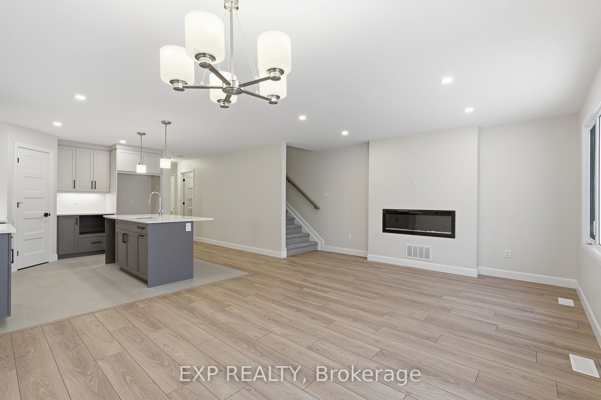 140 Elizabeth Crescent, North Dundas, ON K0A 2M0