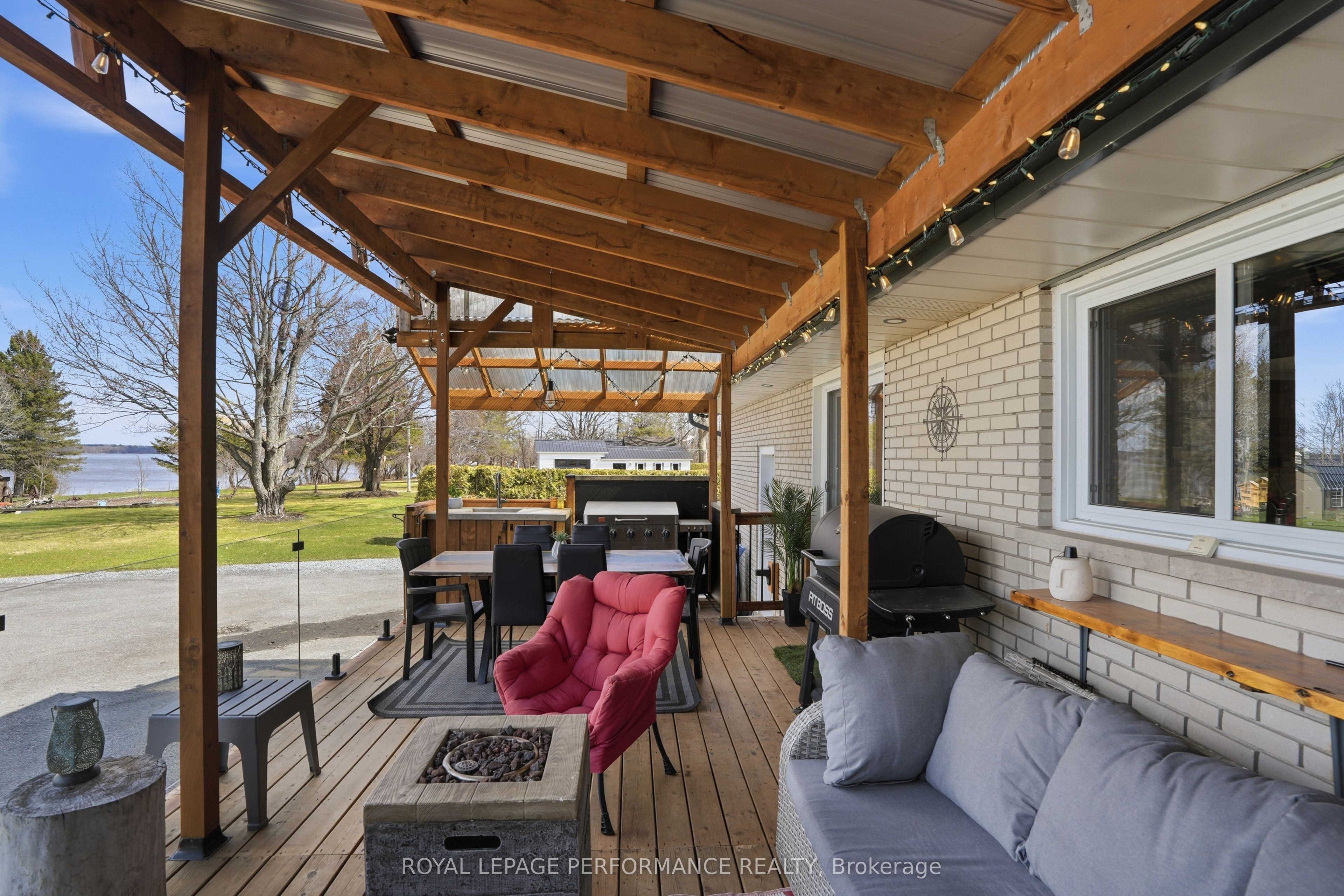 3595 Front Road, East Hawkesbury, ON K6A 2W5