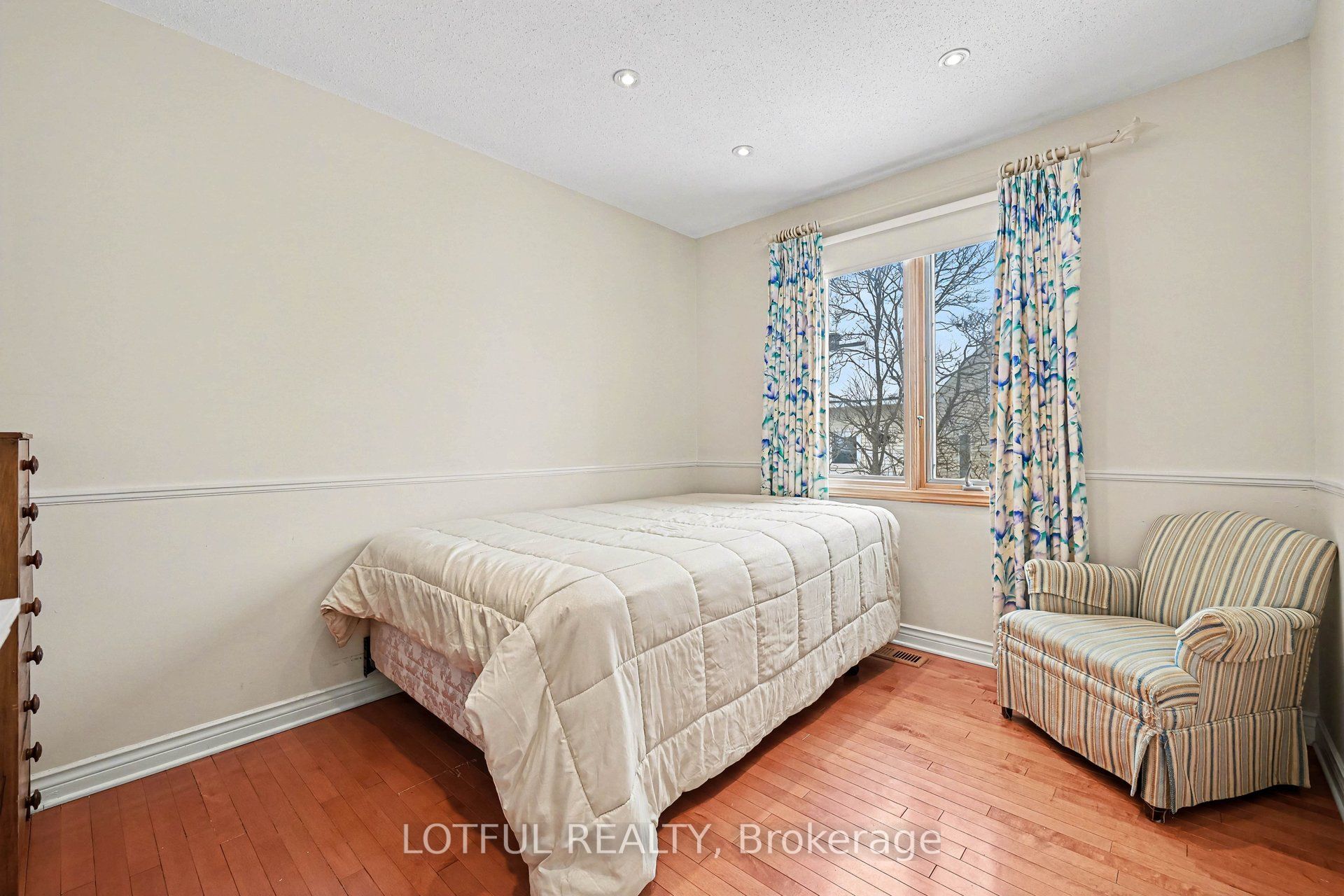 41 Pattermead Crescent, Hunt Club - Windsor Park Village and Area, ON K1V 0A1