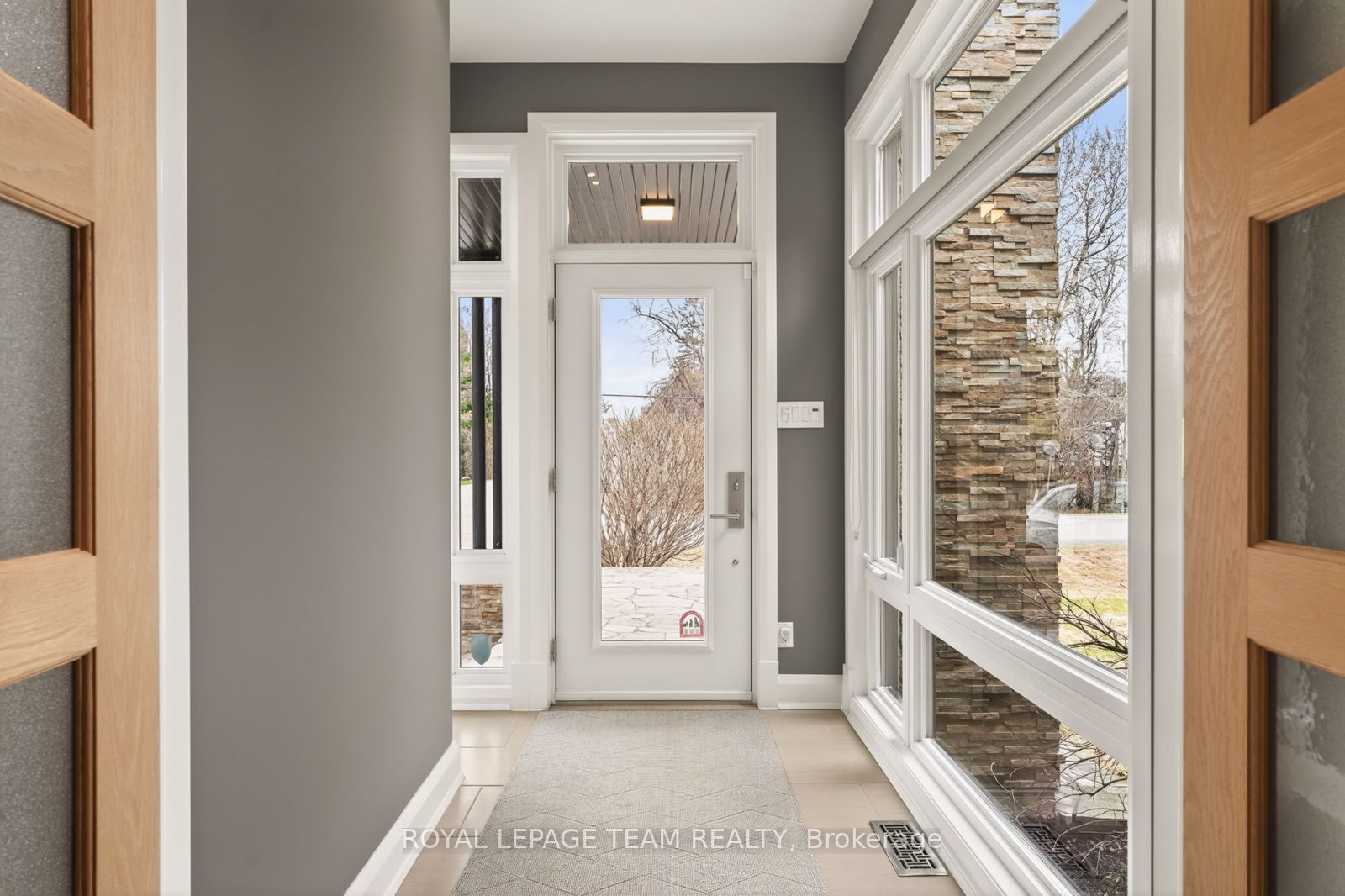 17 KAYMAR Drive, Beacon Hill North - South and Area, ON K1J 7C8
