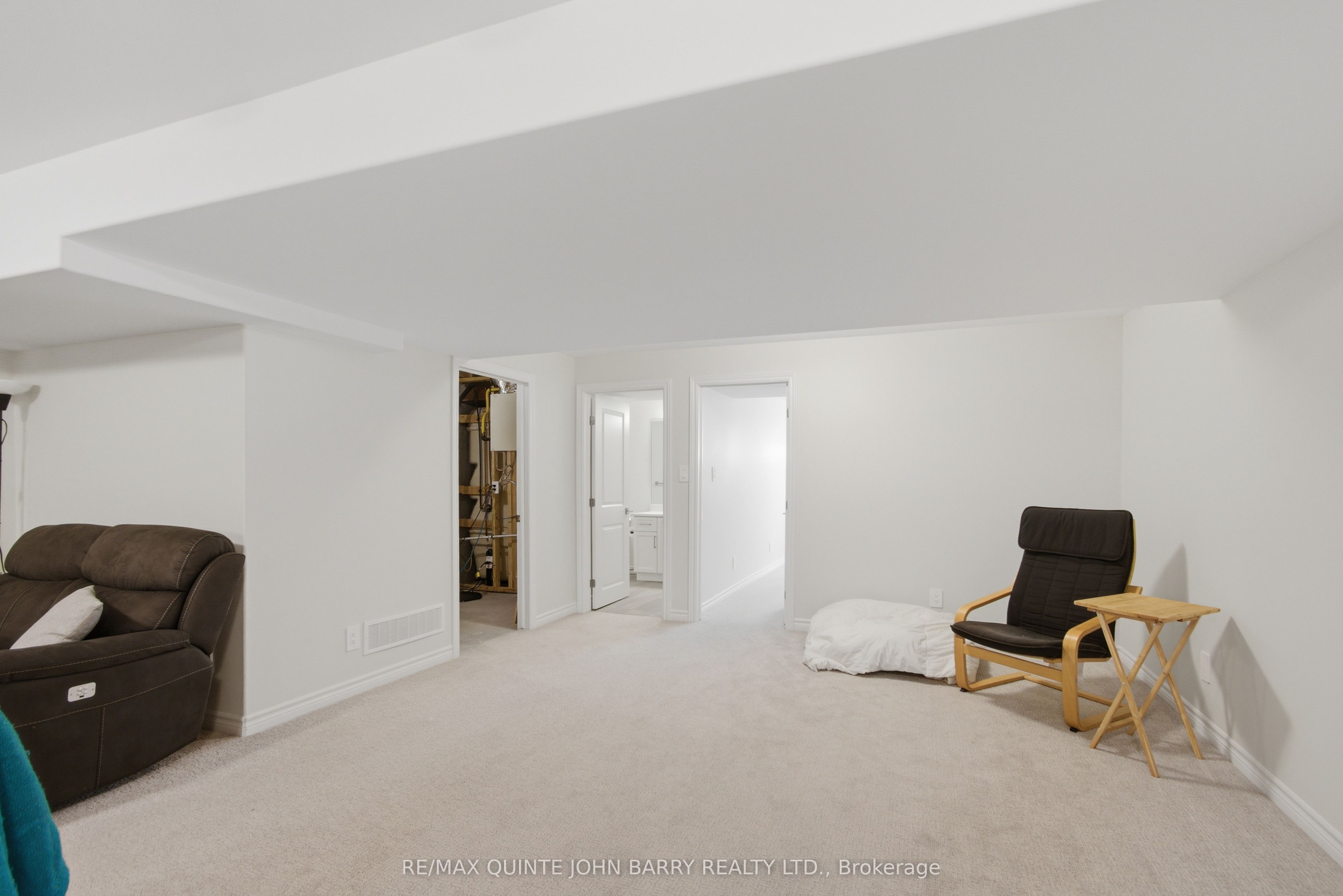 55 Athabaska Drive, Belleville, ON K8N 0T1