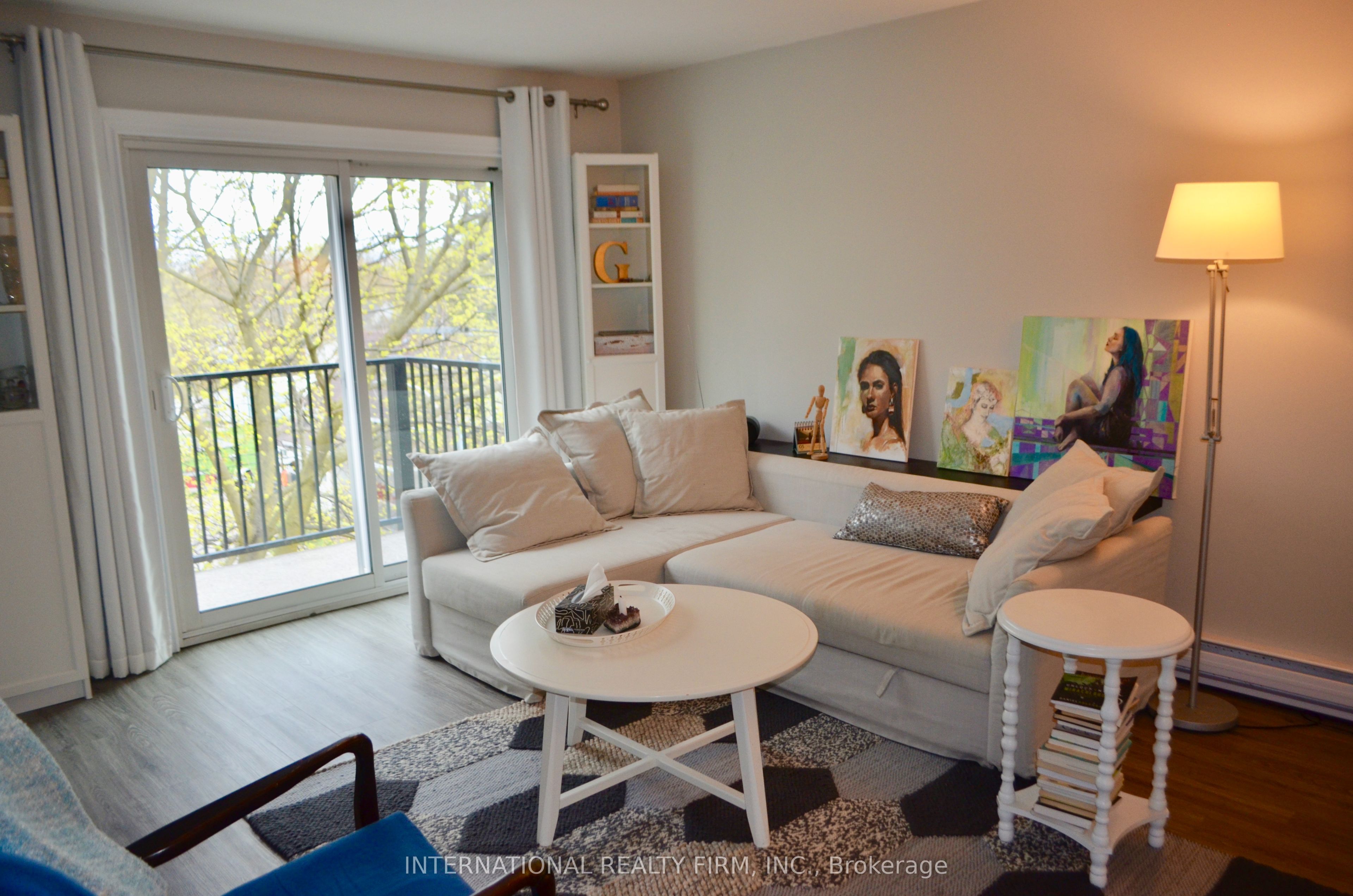25 College Street E 407, Belleville, ON K8P 2E3