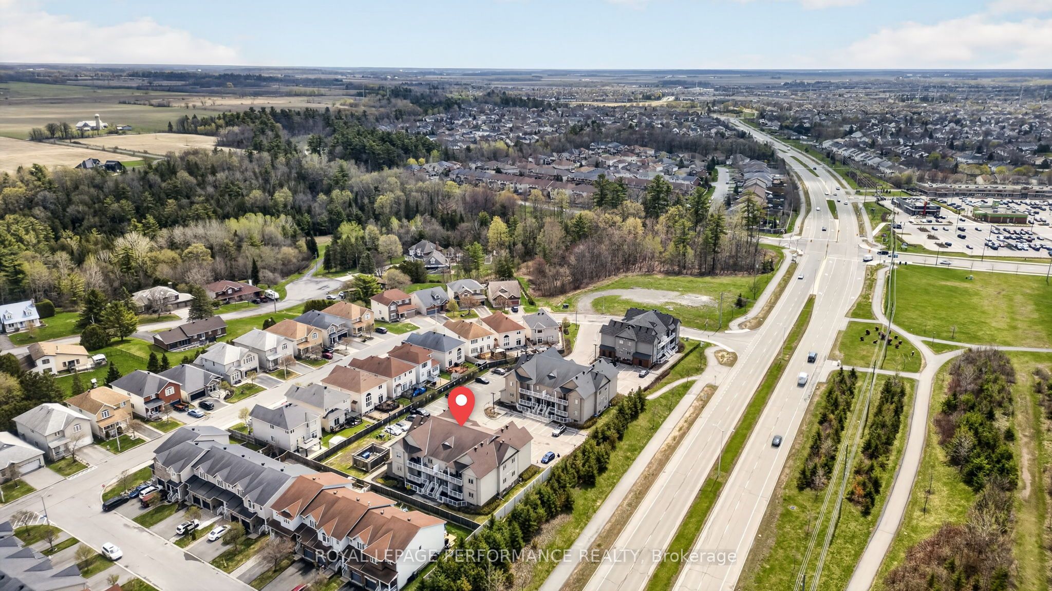 104 Sternes Private, Orleans - Cumberland and Area, ON K4A 0X8