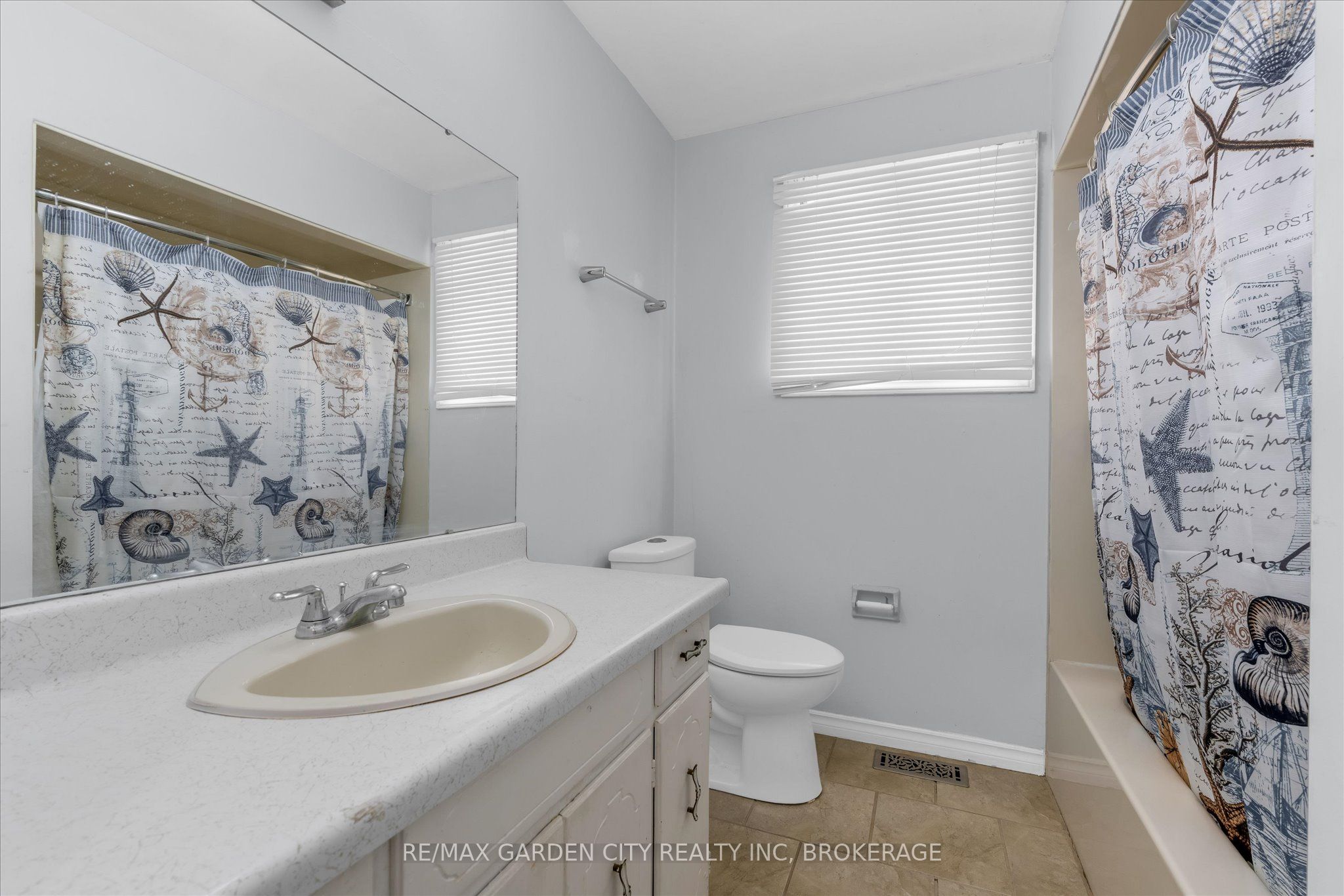 82 Linwell Road, St. Catharines, ON L2N 6B1