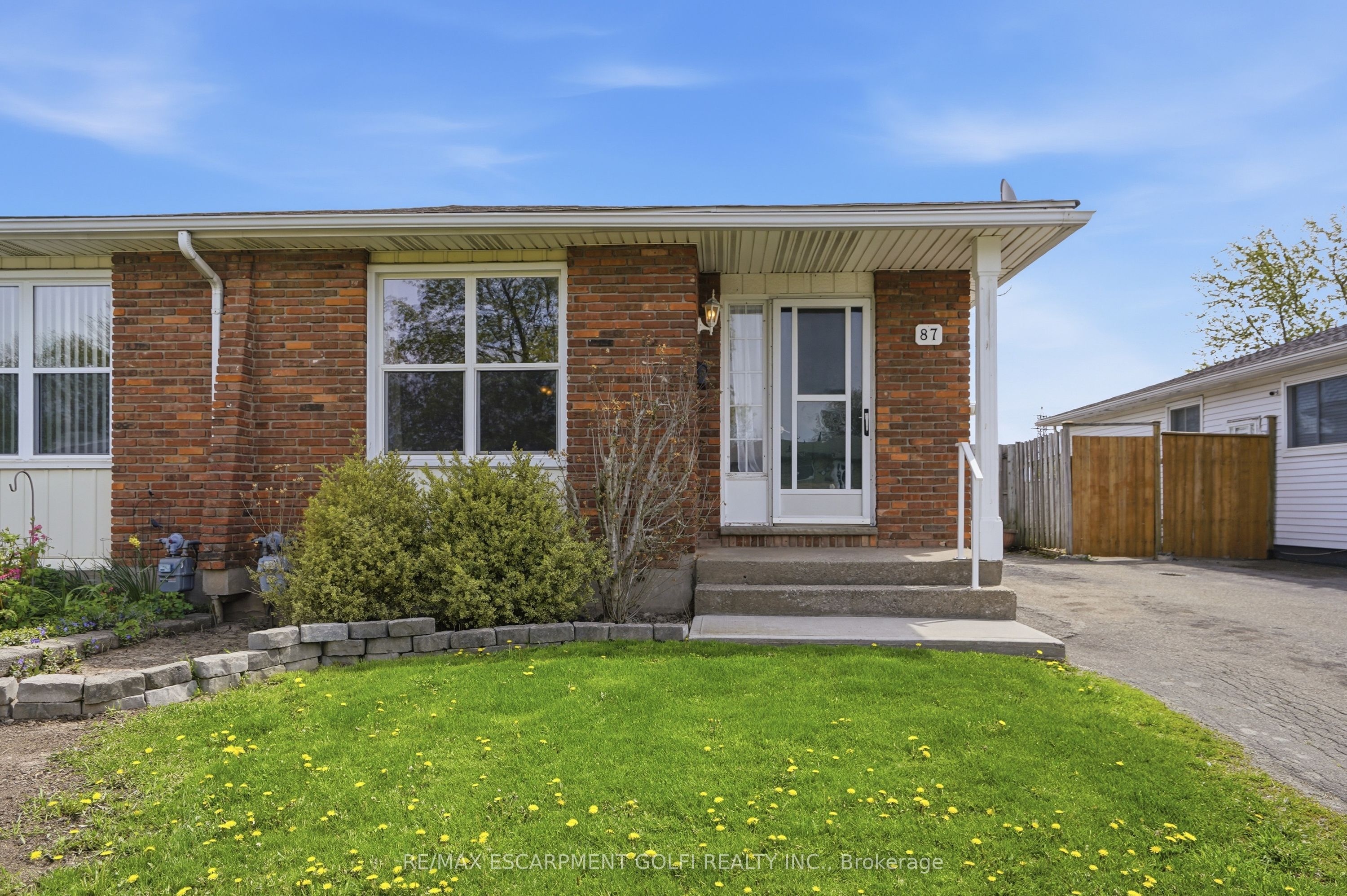 87 Marc Boulevard, Welland, ON L3B 5V2