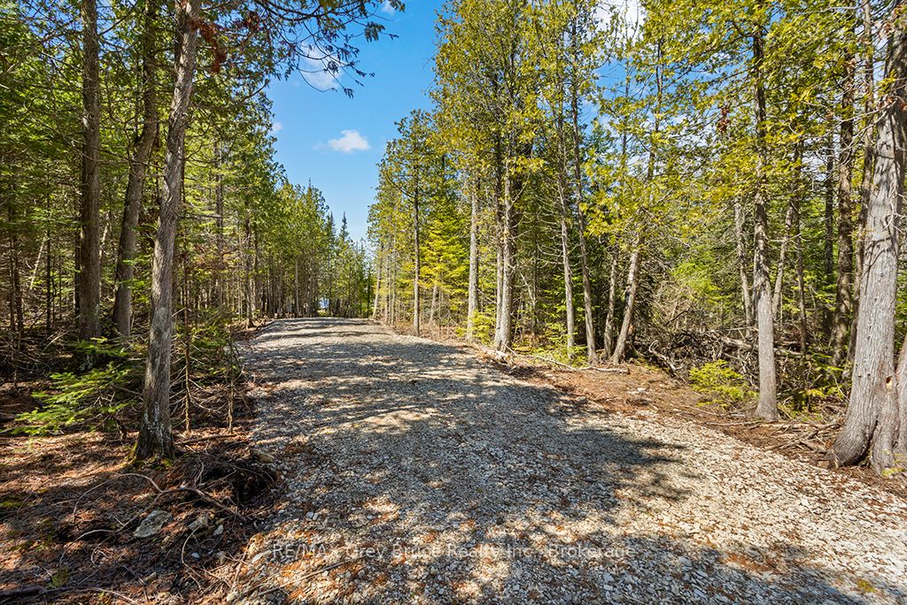 916 Dorcas Bay Road, Northern Bruce Peninsula, ON N0H 2R0