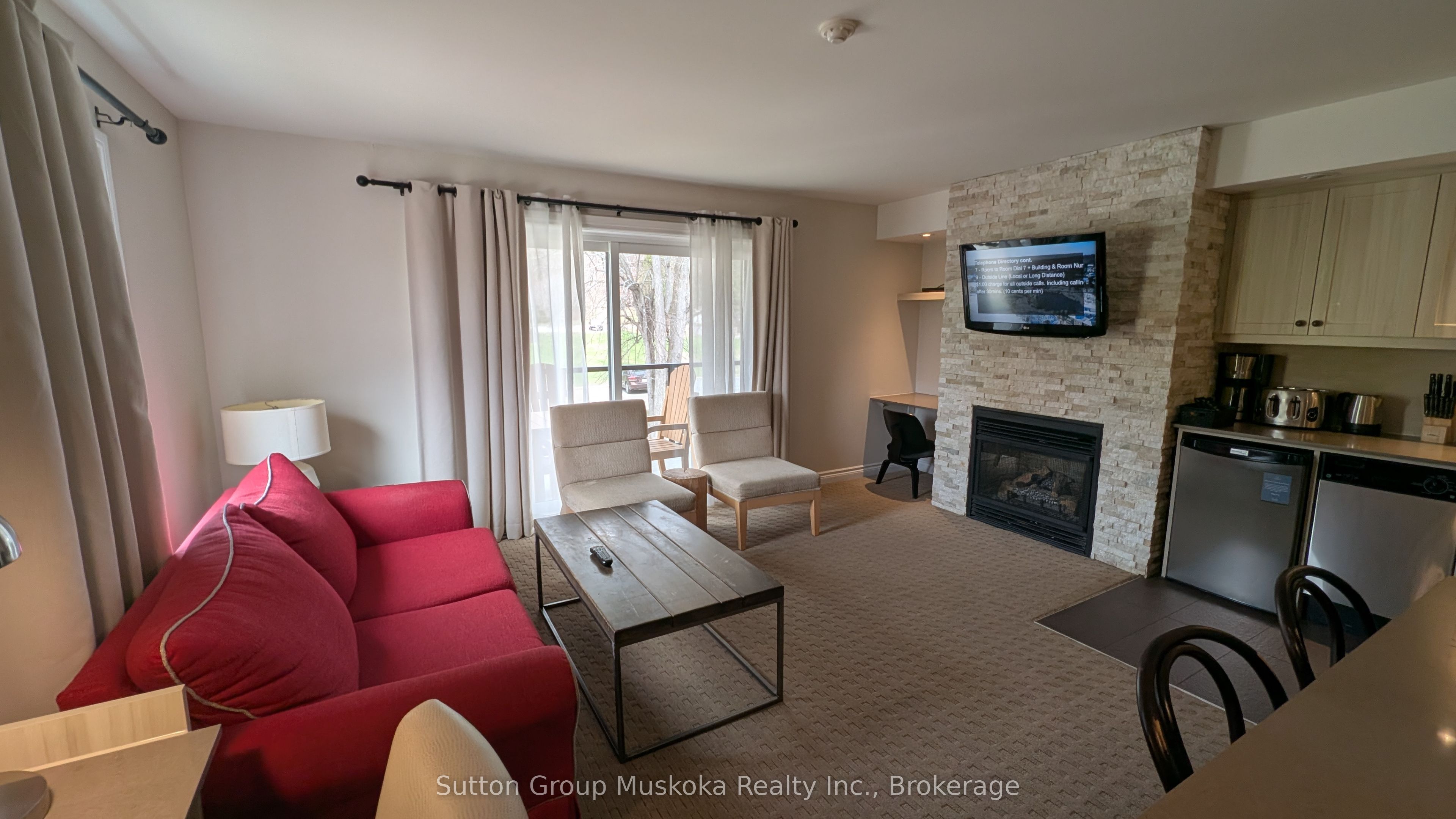 1235 Deerhurst Drive 52-207, Huntsville, ON P1H 2E8