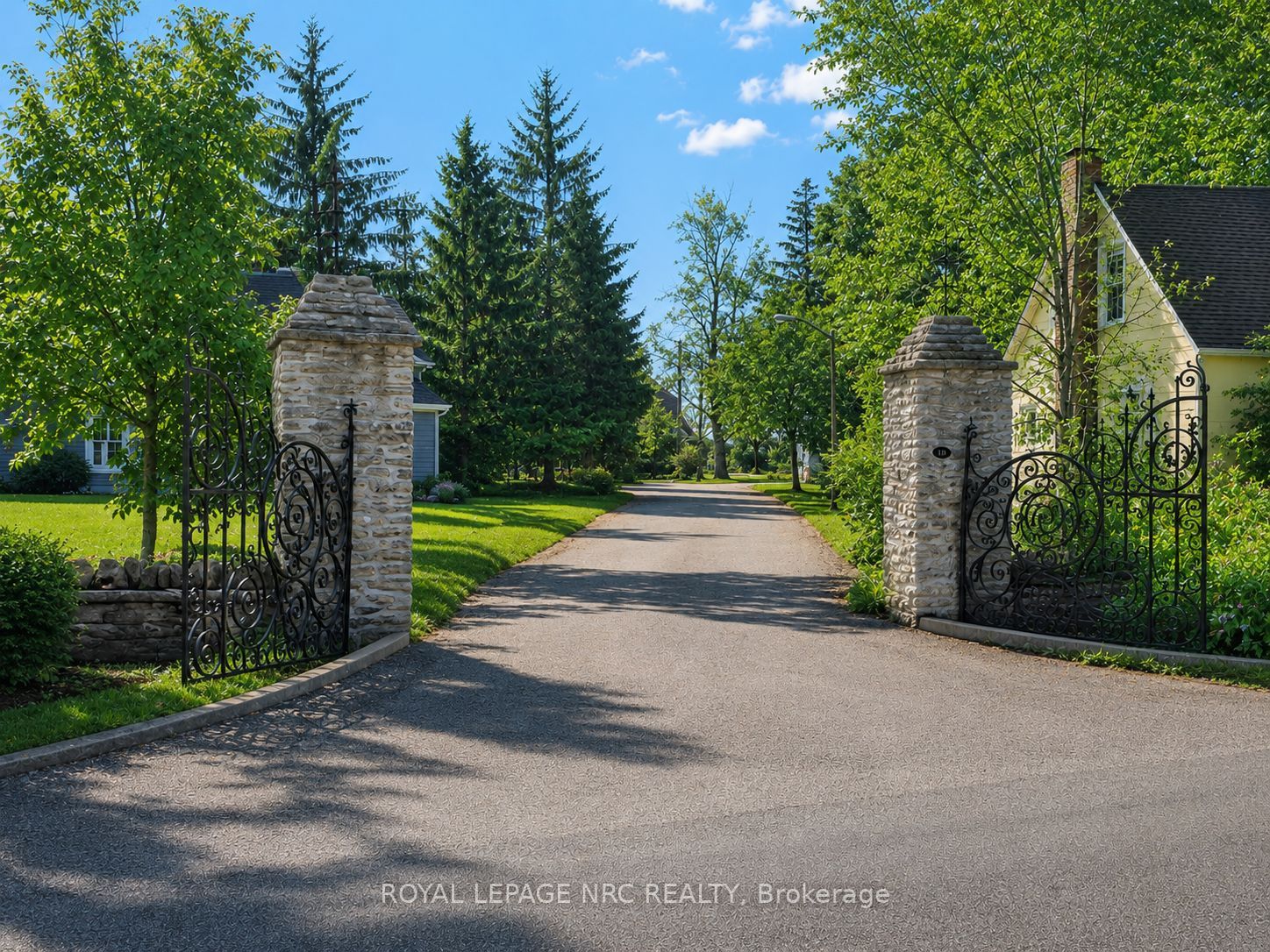 24 Tennessee Avenue, Port Colborne, ON L3K 2R9