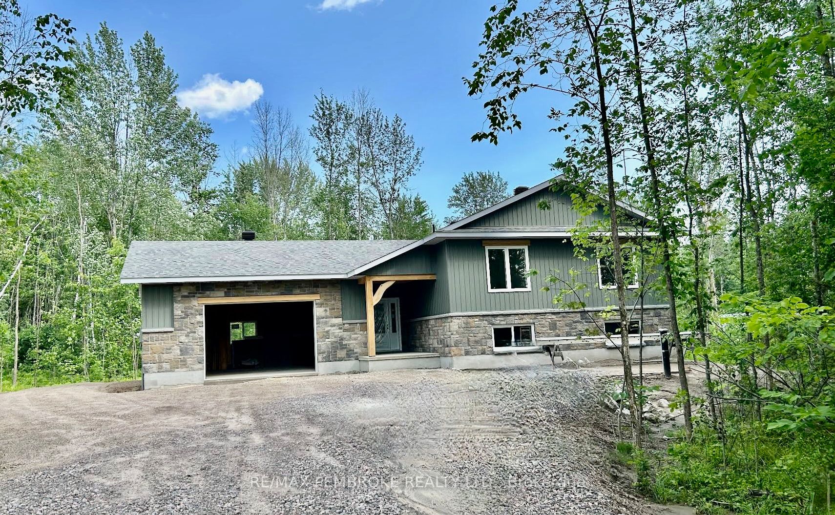 1744 Westmeath Road, Whitewater Region, ON K0J 2L0