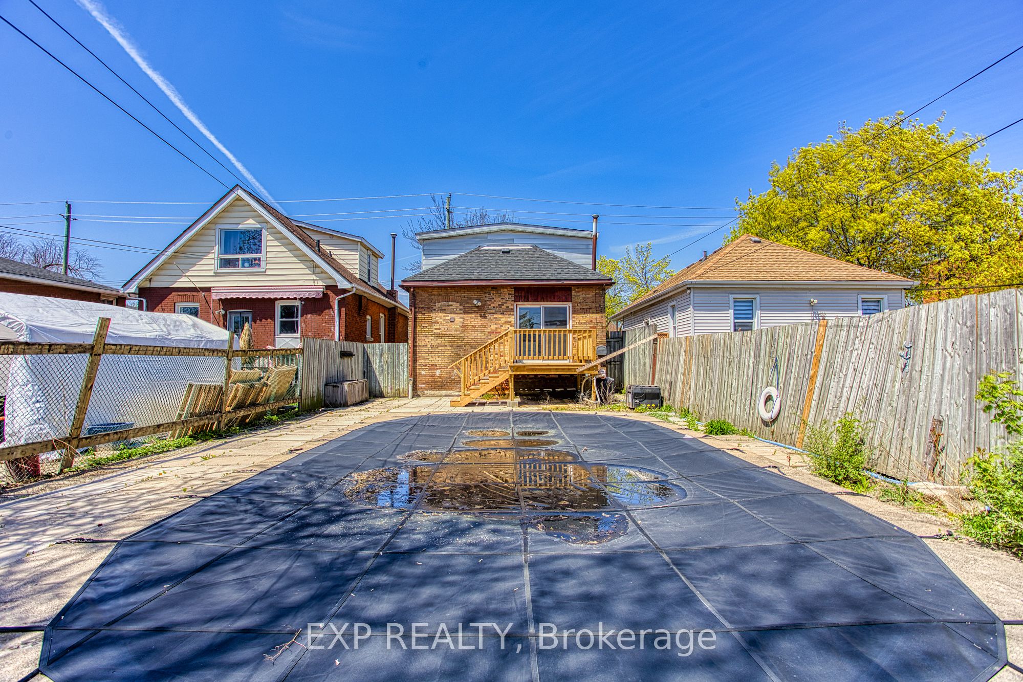 292 Fairfield Avenue, Hamilton, ON L8H 5H6