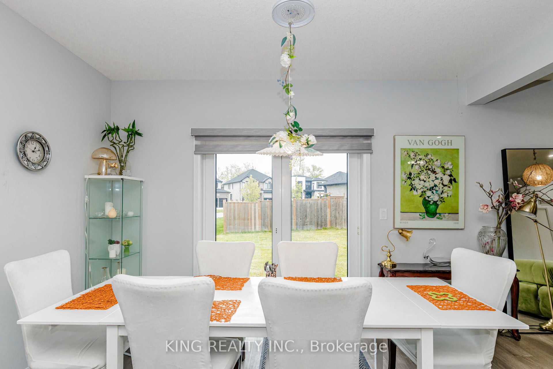 2424 BAKERVILLA Street, London South, ON N6P 0E7