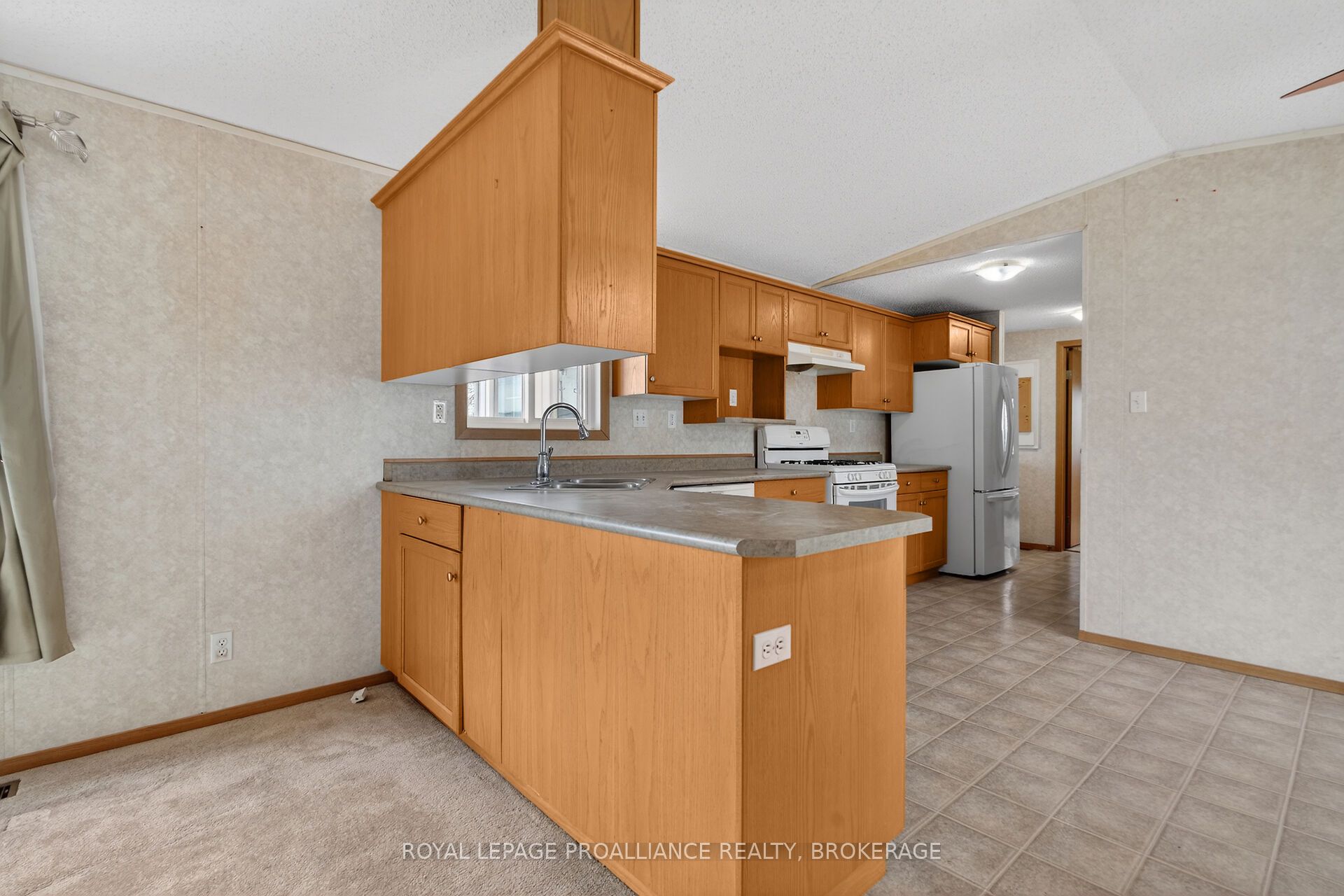 1 Elm Street, Greater Napanee, ON K7R 0E9
