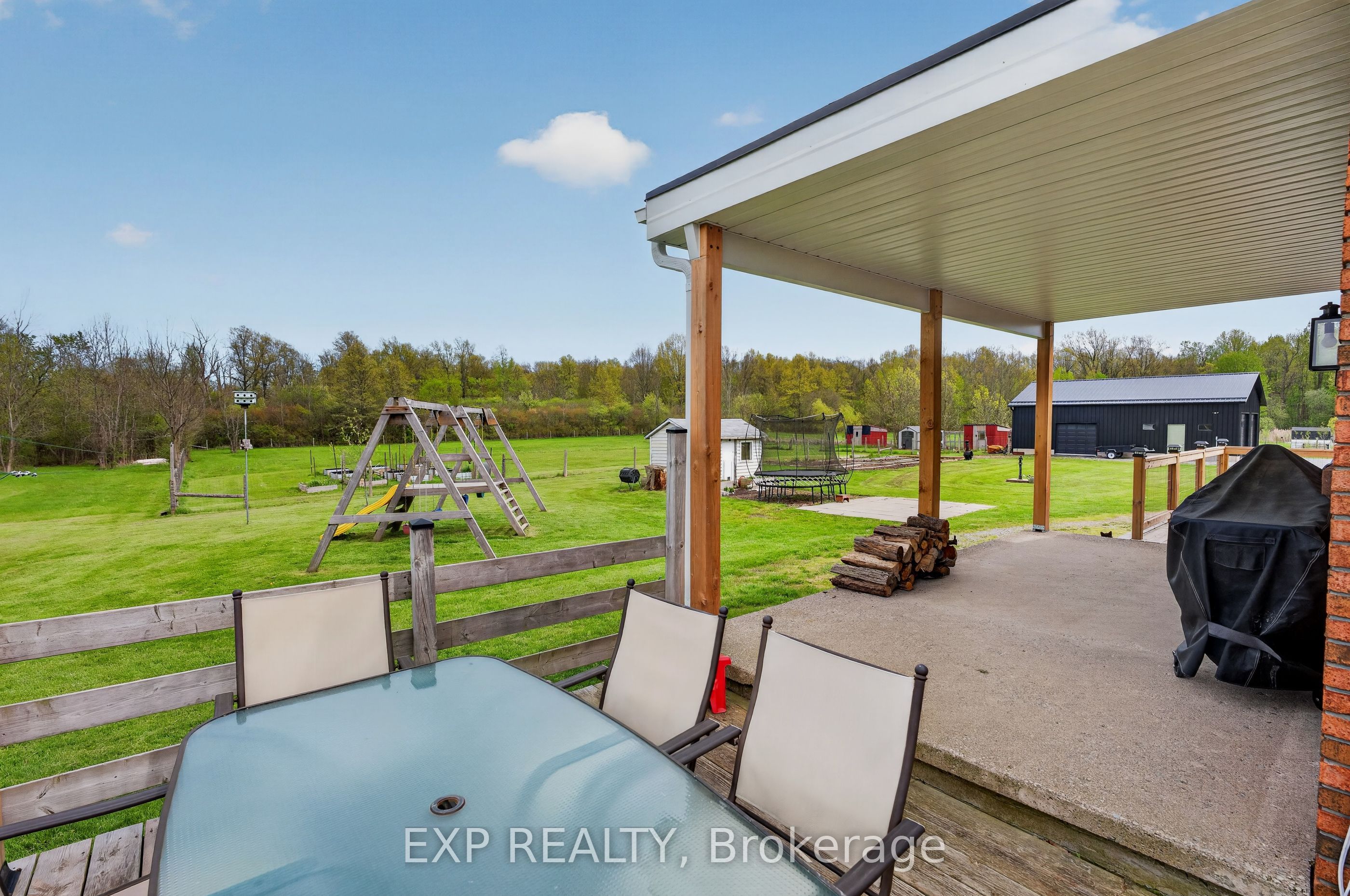 2266 Pettit Road, Fort Erie, ON L2A 5M4