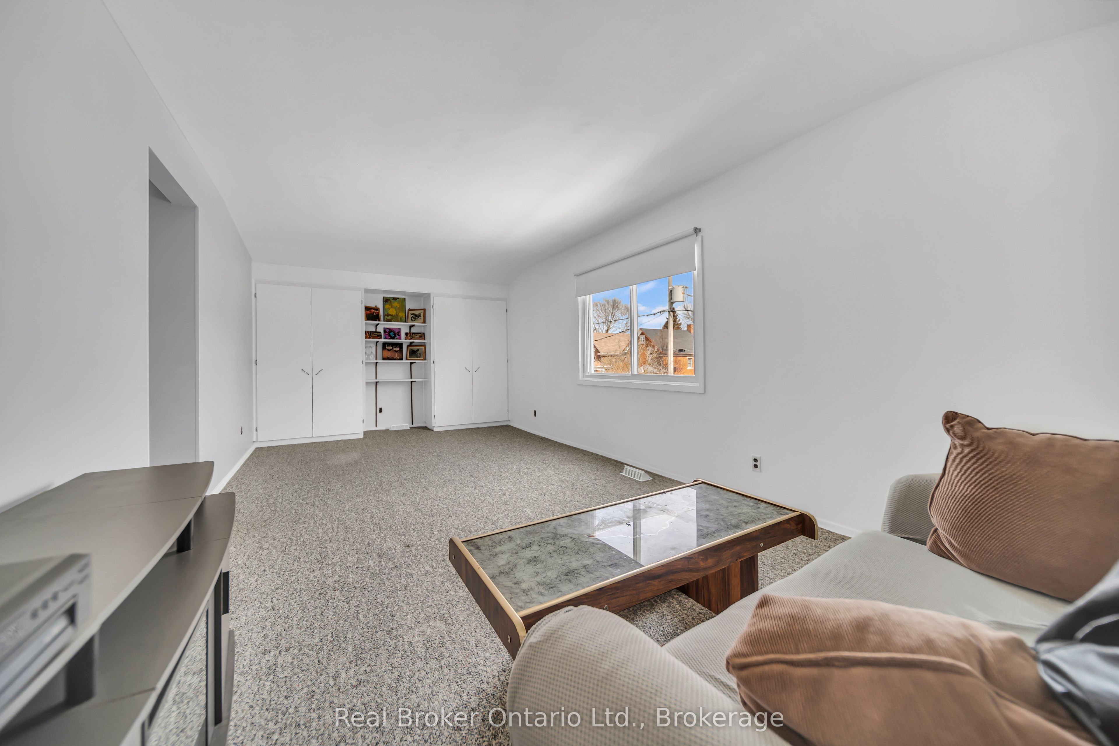 141 Samuel Street, Kitchener, ON N2H 1P9