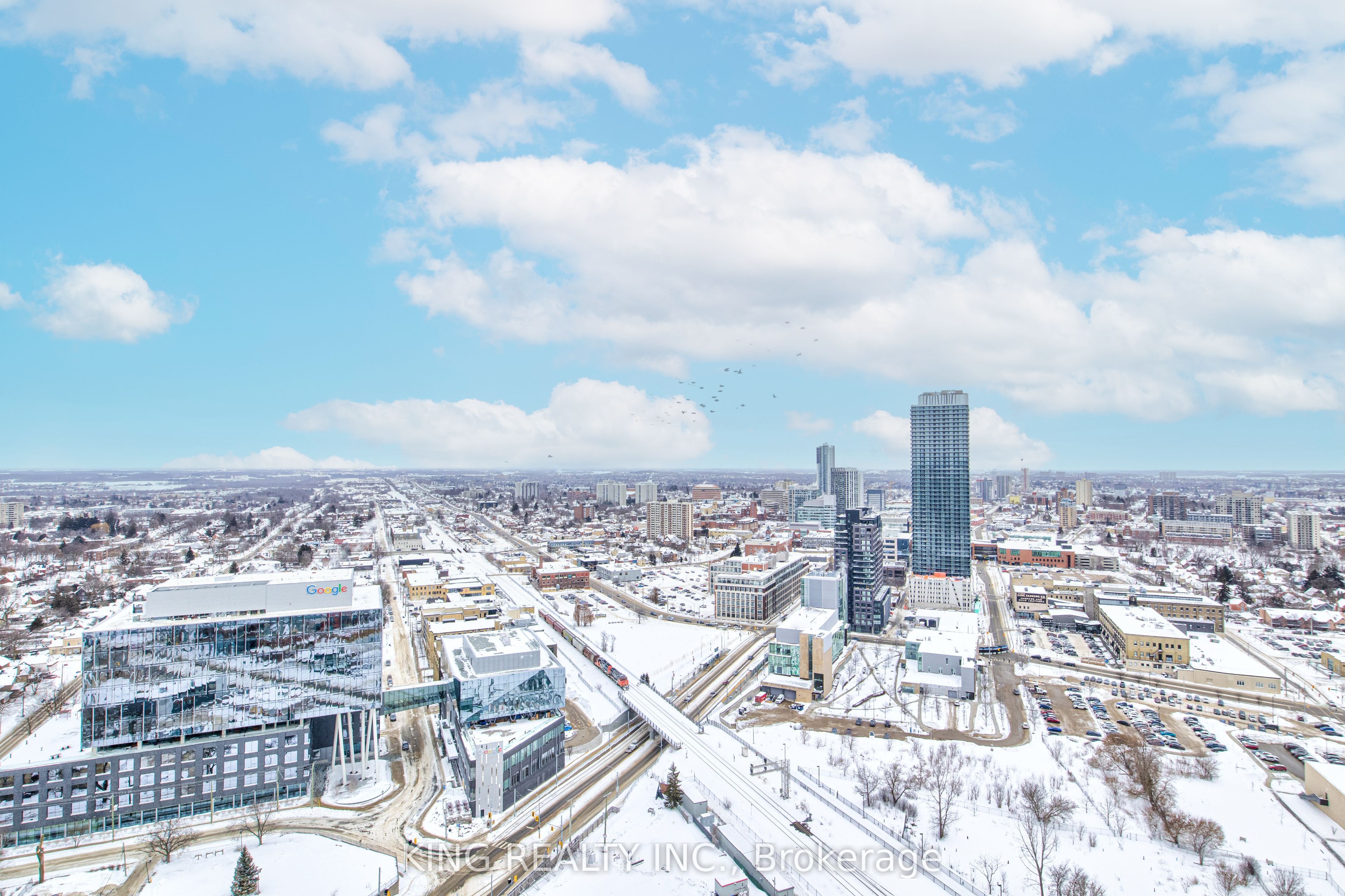 15 Wellington Street S 2905, Kitchener, ON N2G 0E4