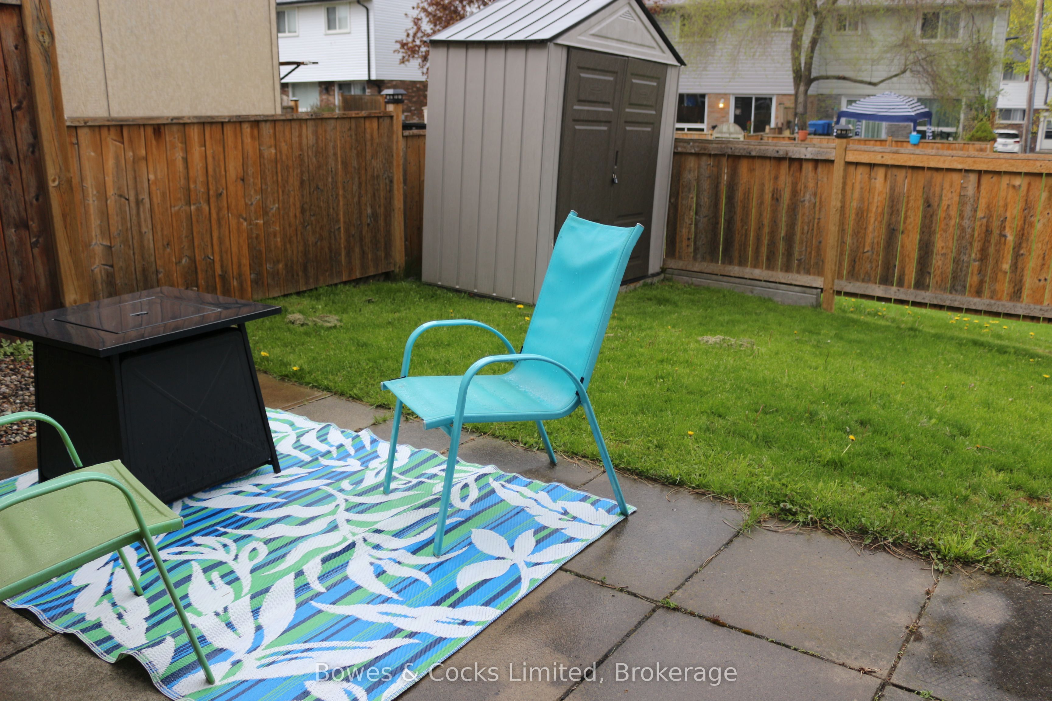 968 Oakview Avenue, Kingston, ON K7M 6W8