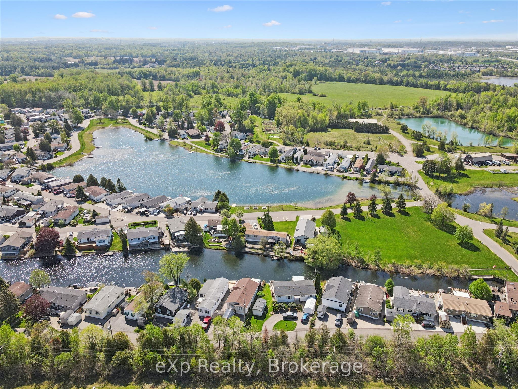 18 Jasper Heights Private, Puslinch, ON N0B 2C0