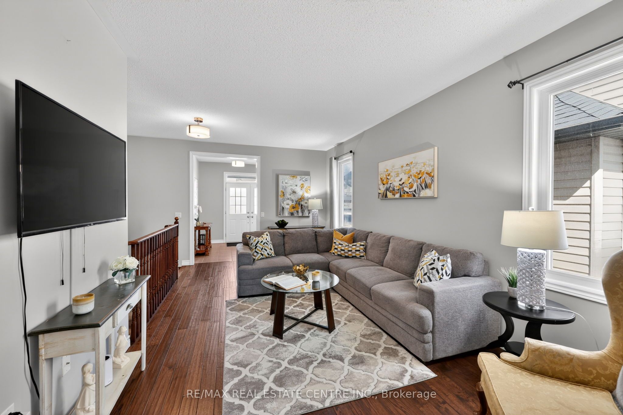 256 Johnson Drive, Shelburne, ON L9V 3V7