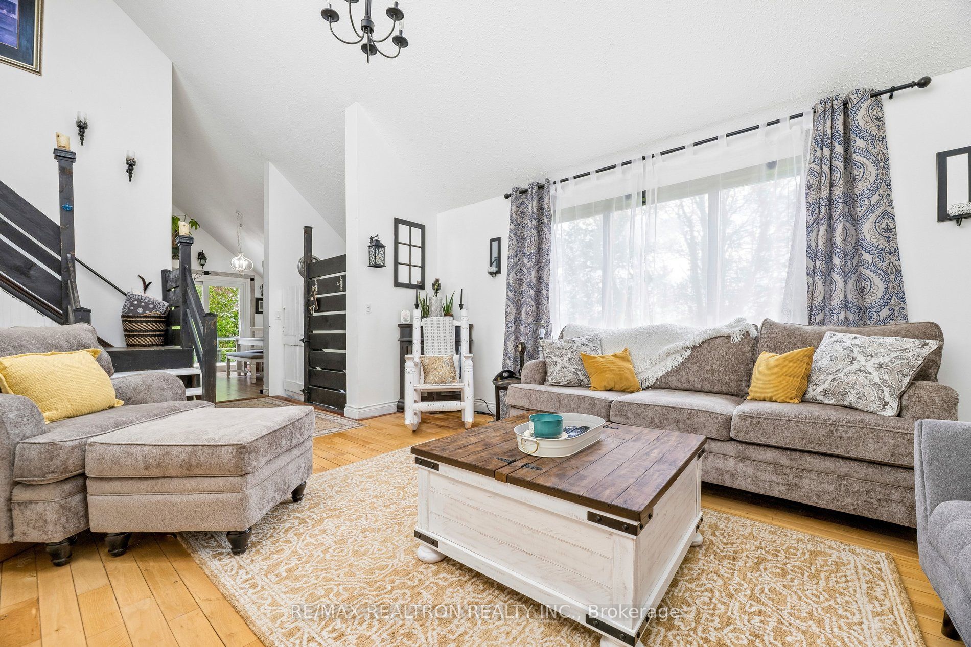 152 Settlers Road, Kawartha Lakes, ON K0L 2X0