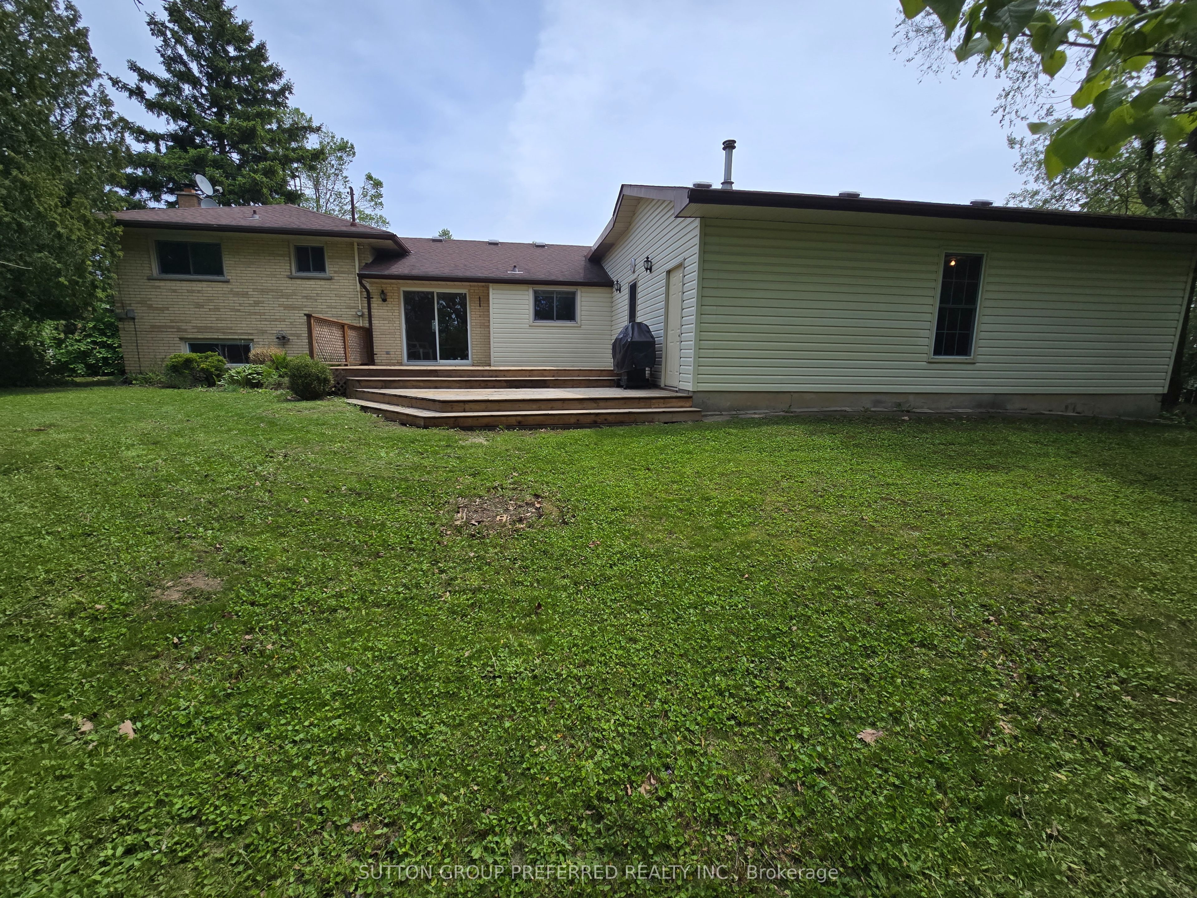 17 Agincourt Place, London South, ON N5Z 4E8