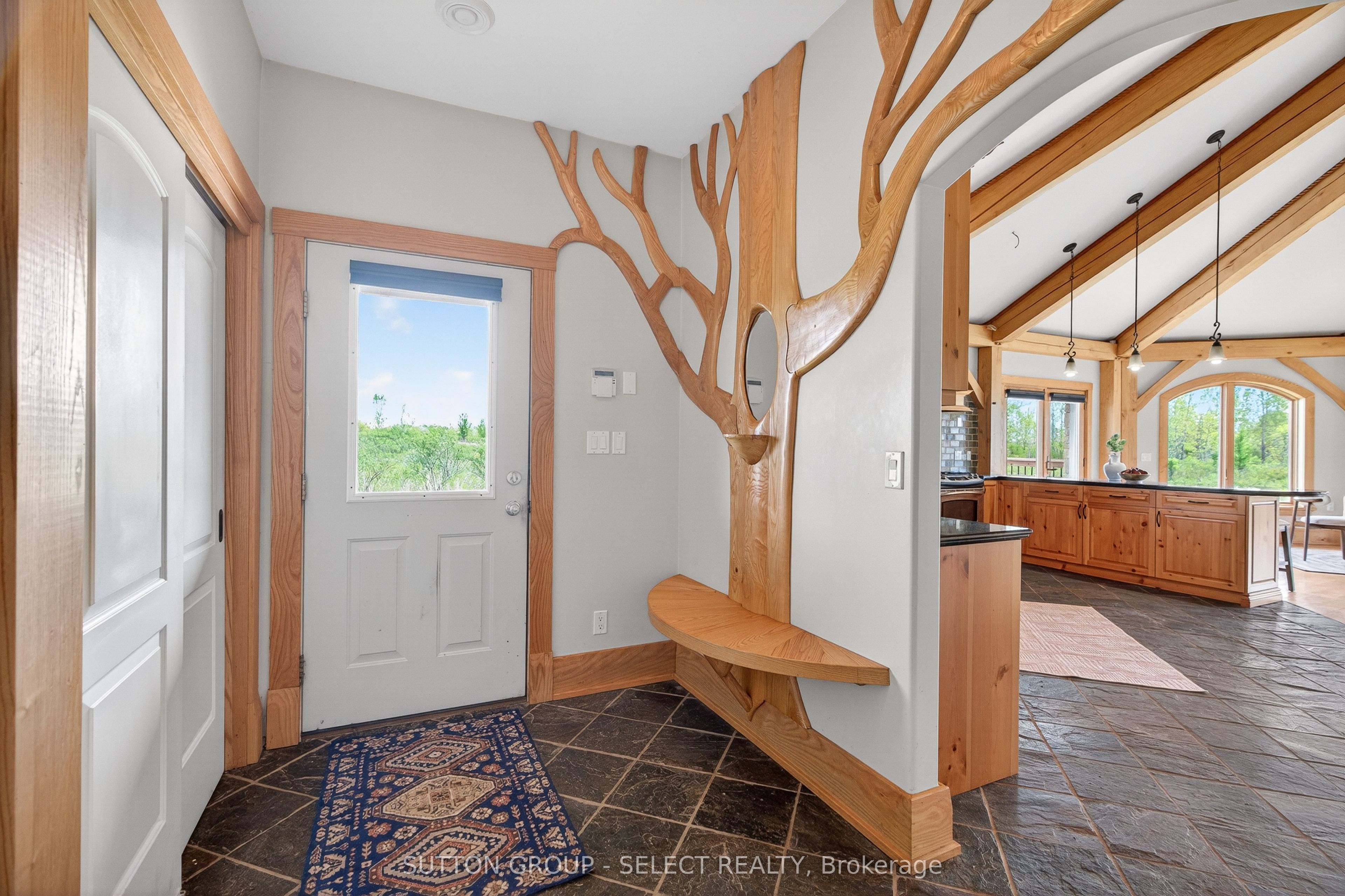 21170 Mayfair Road, Southwest Middlesex, ON N0L 1T0