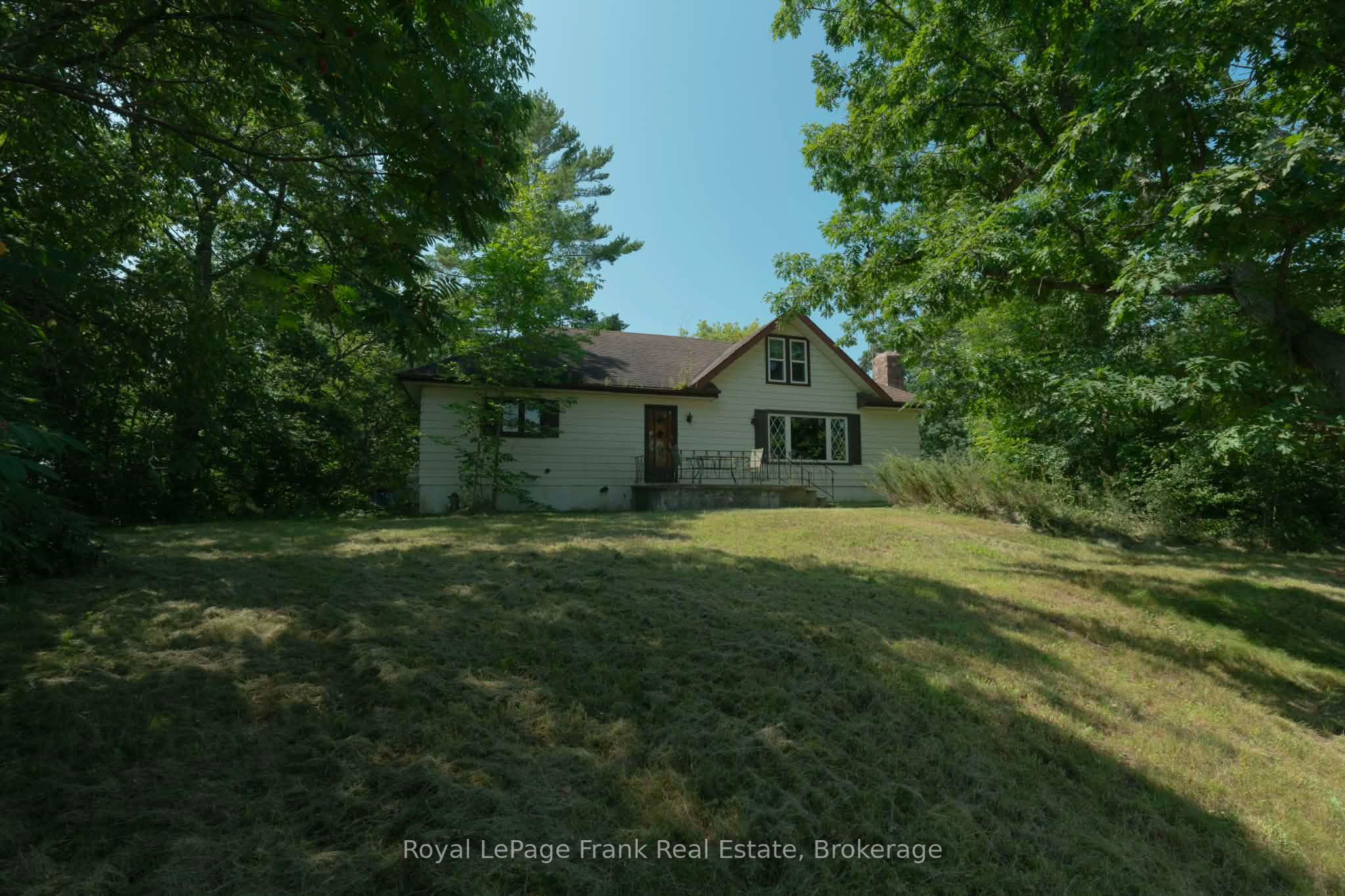 3320 Buckhorn Road, Selwyn, ON K0L 1J0