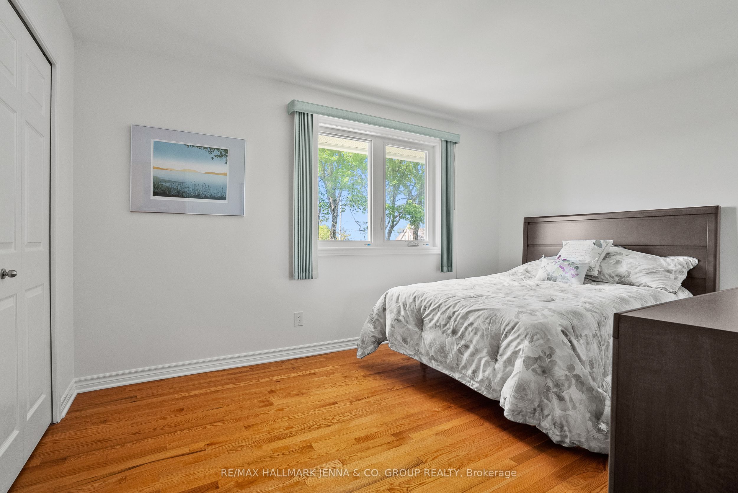 43 Elke Drive, Barrhaven, ON K2J 2B9