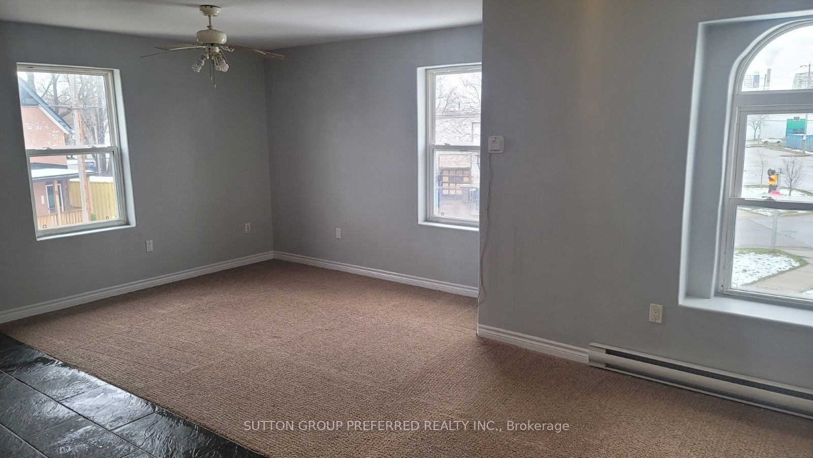 453 Bathurst Street, London East, ON N6B 1P4