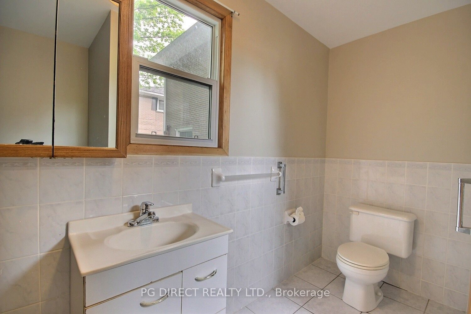 950 Portsmouth Avenue, Kingston, ON K7M 1W9