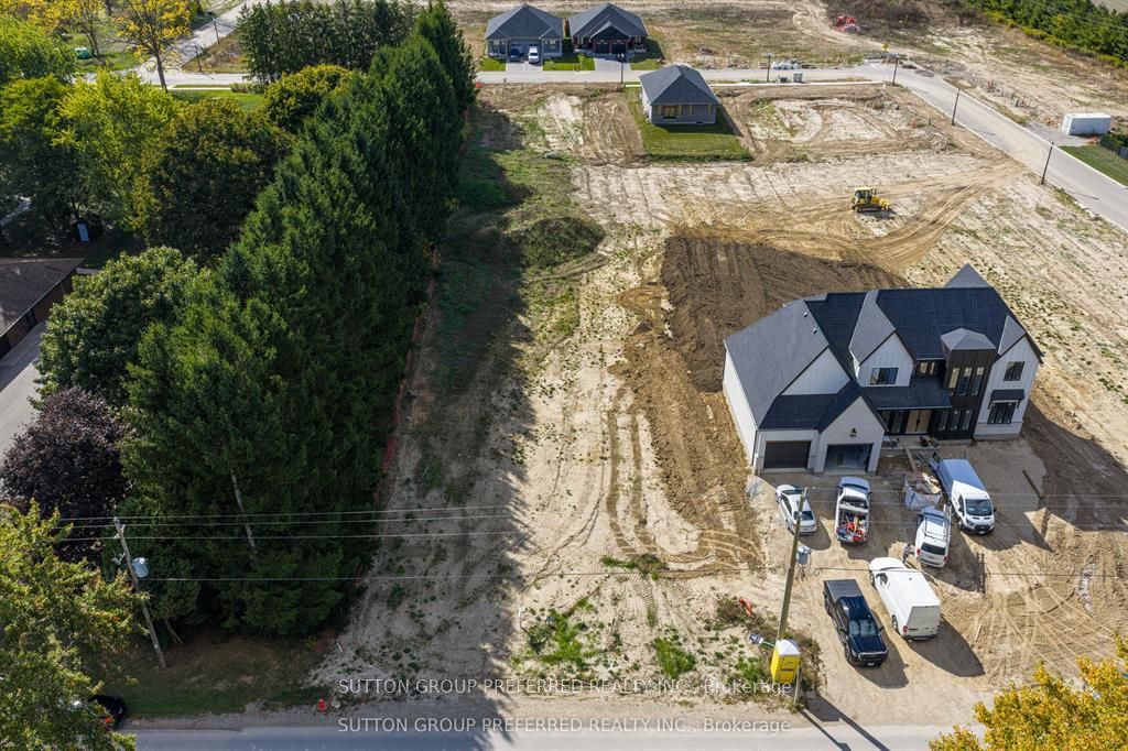 21839 Fairview Road, Thames Centre, ON N0M 2P0