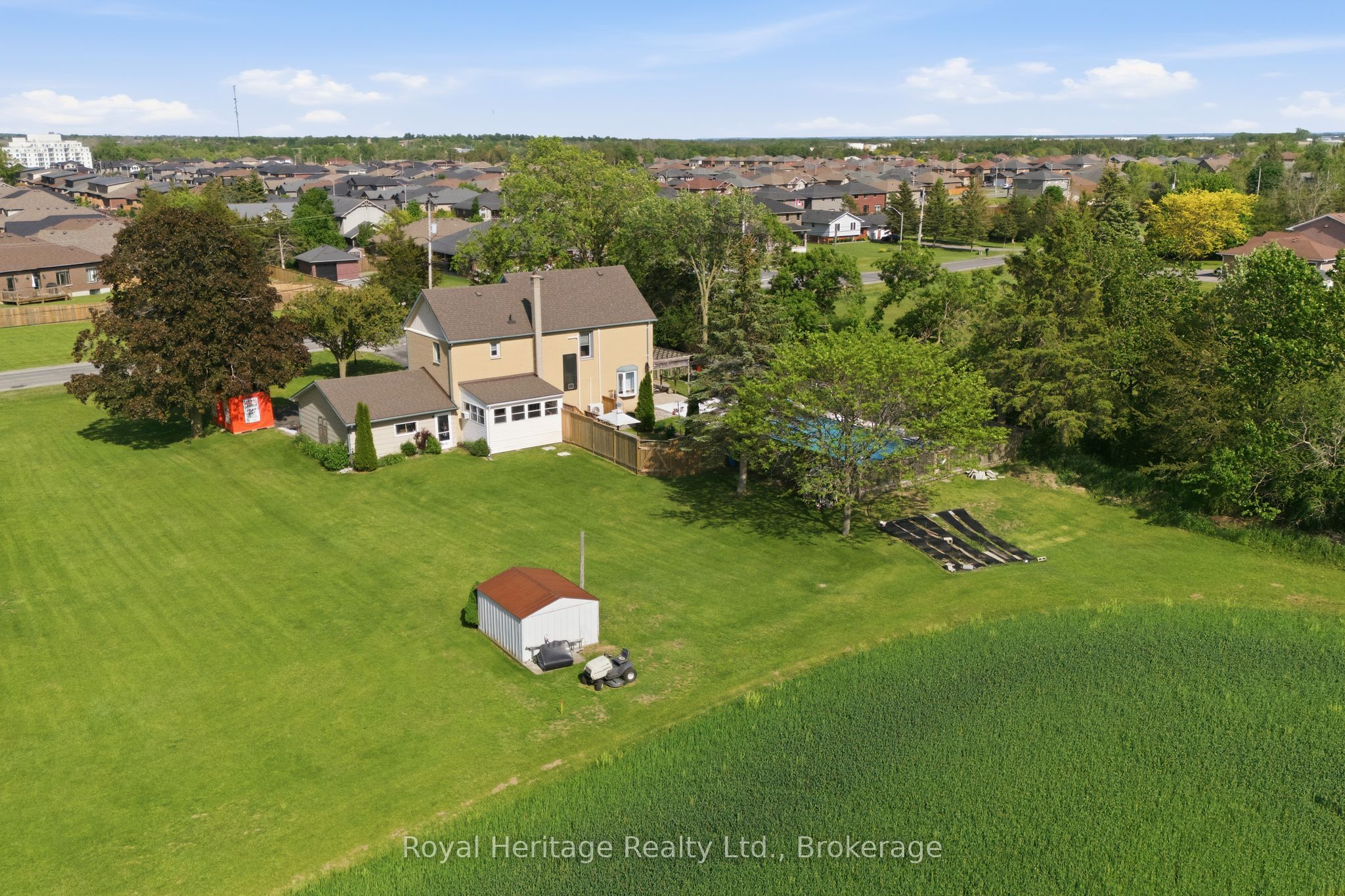 232 Farnham Road, Belleville, ON K8N 4Z5