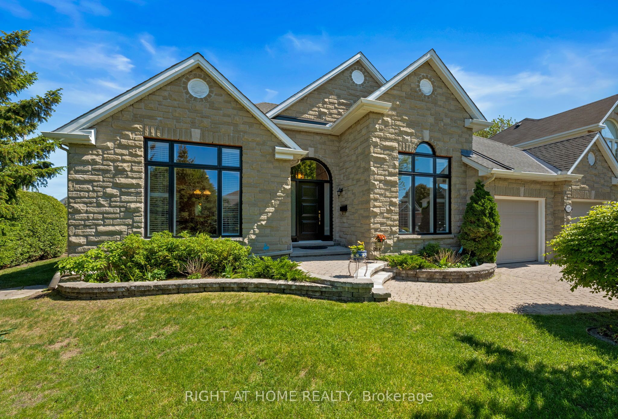 85 BRIGHTSIDE Avenue, Stittsville - Munster - Richmond, ON K2S 1K2