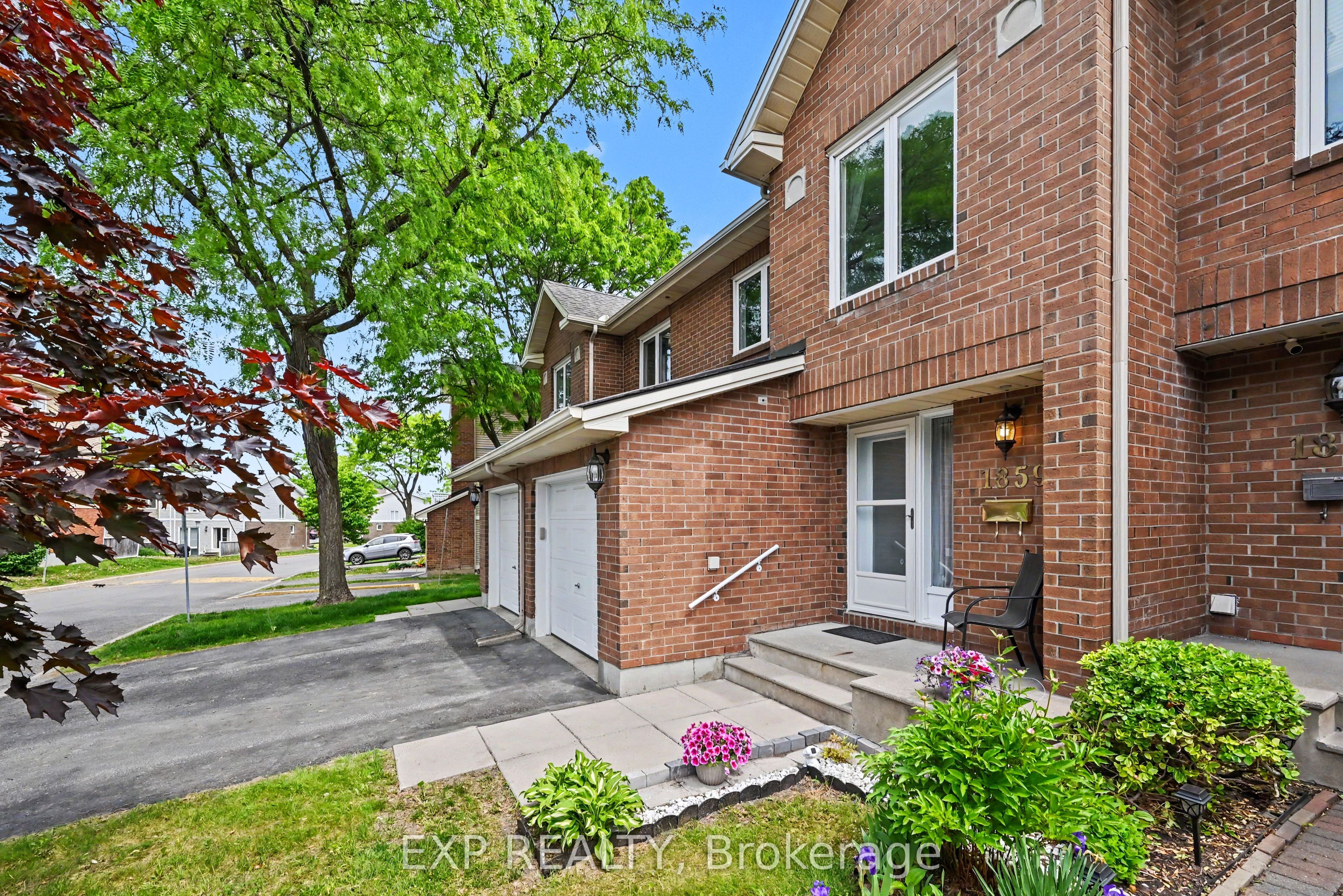 1859 Summerfields Crescent, Orleans - Convent Glen and Area, ON K1C 7B7