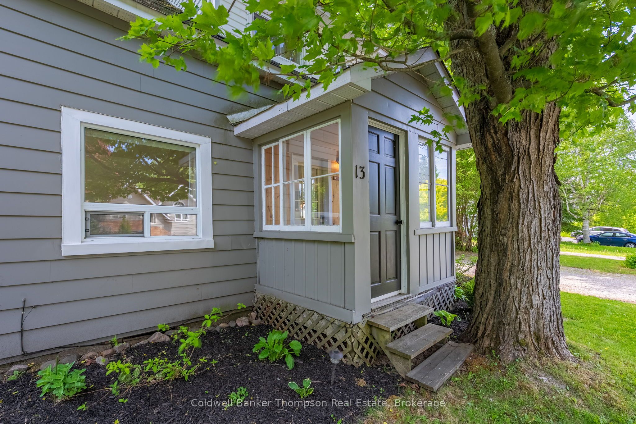 13 Johanna Street, Huntsville, ON P1H 1T9