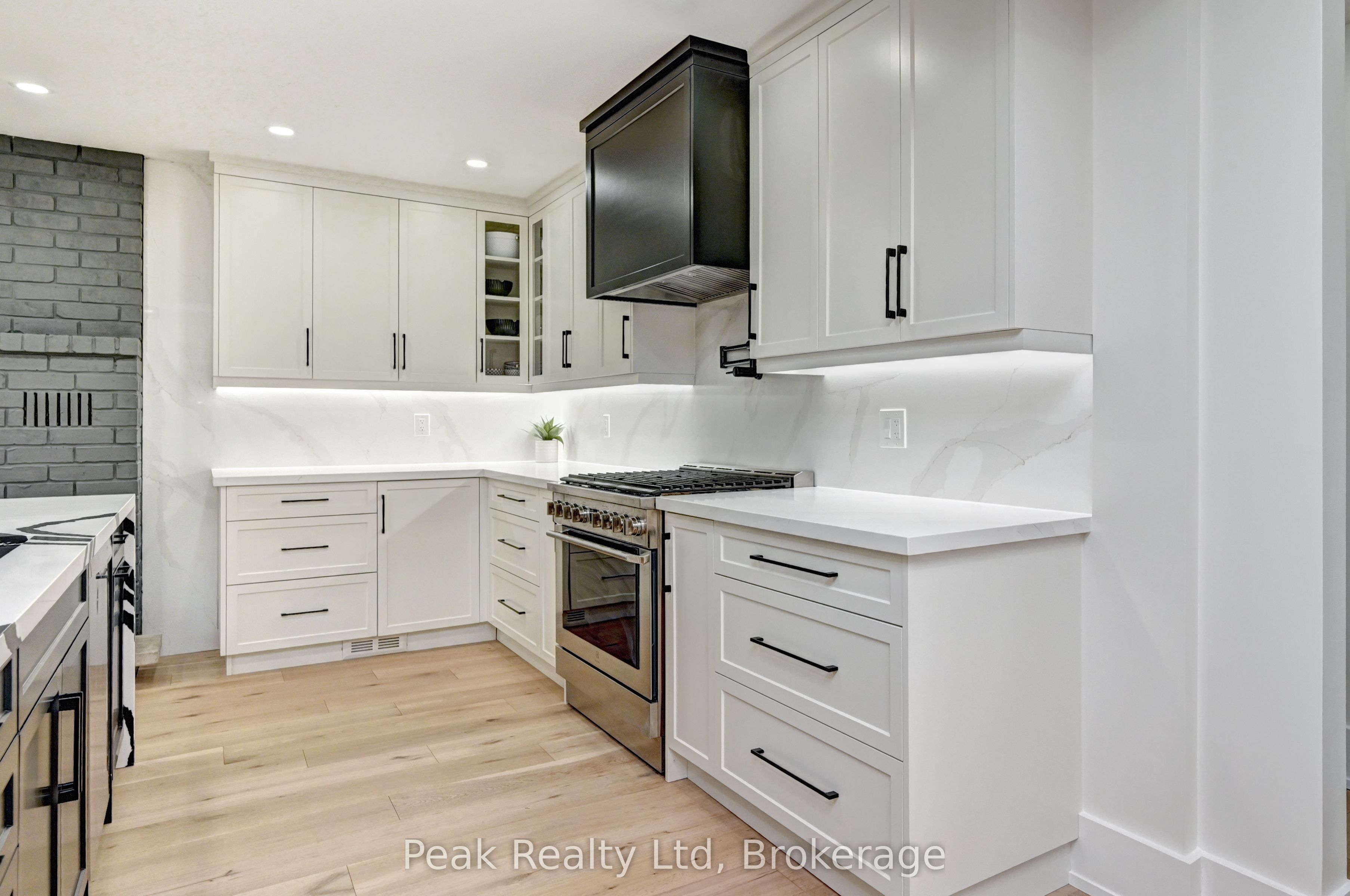 352 Stephanie Drive, Guelph, ON N1K 1R3
