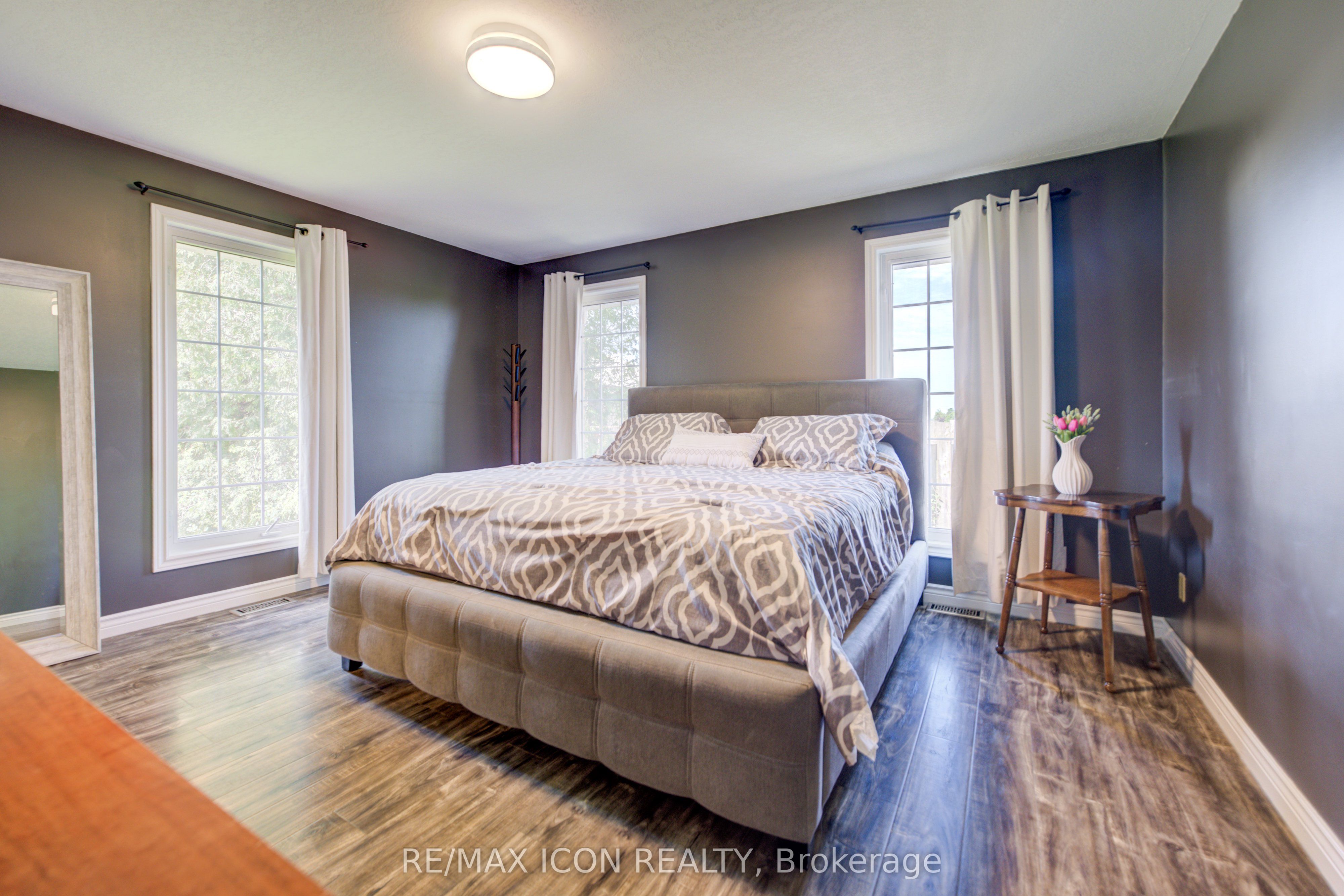 540 Sligo Road W, Wellington North, ON N0G 2L1