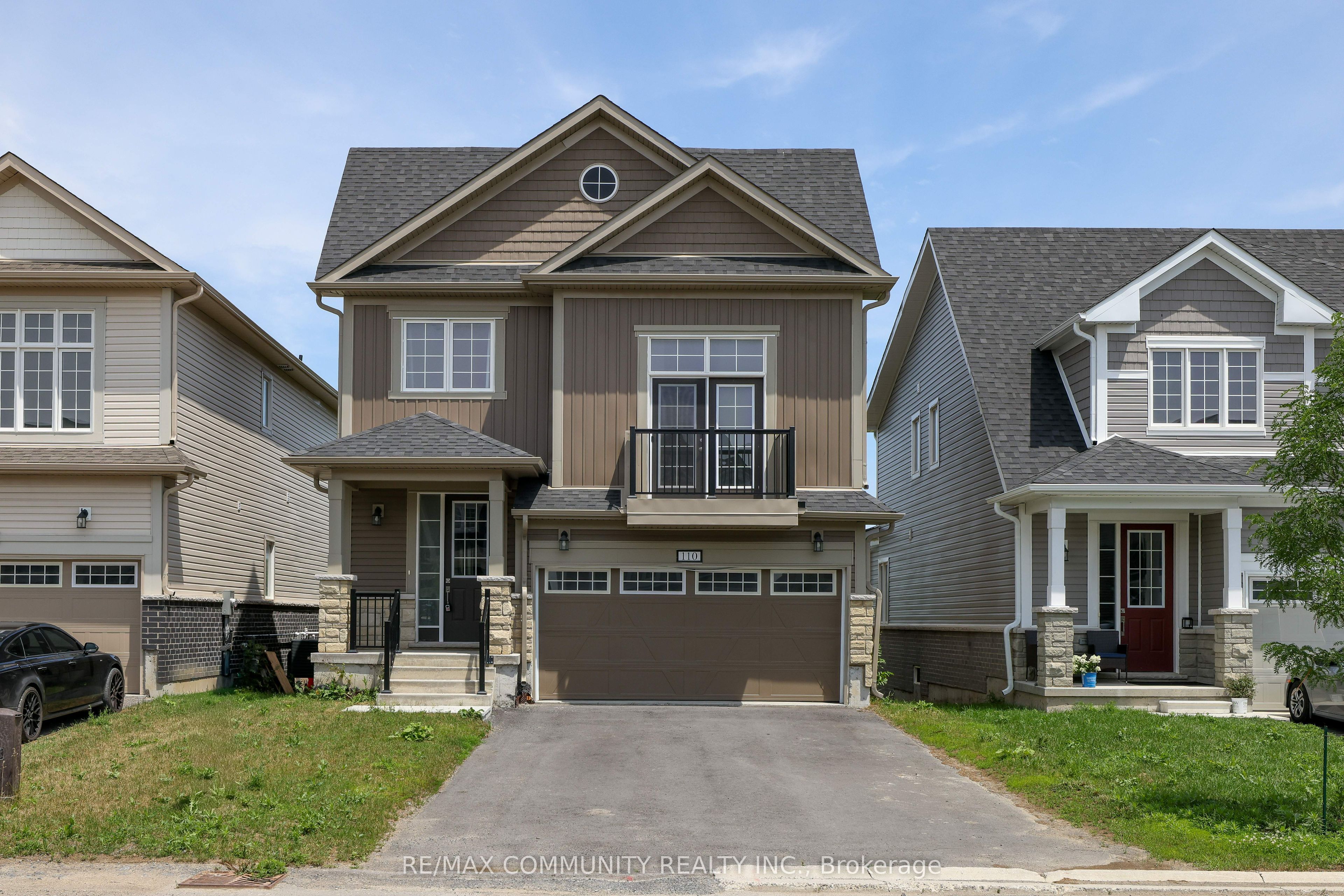 110 Oakmont Drive, Loyalist, ON K0H 1G0