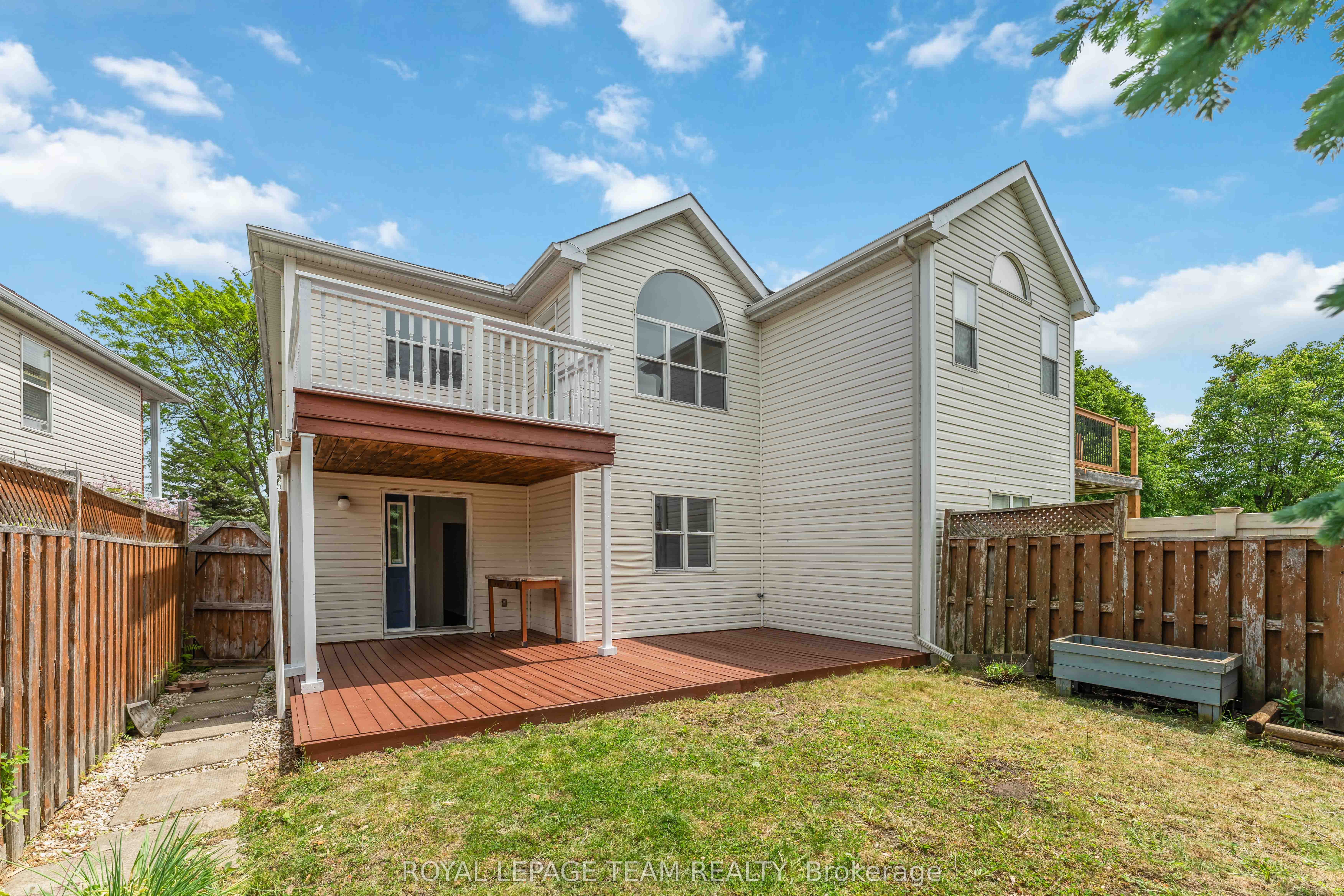 11 Saffron Court, Barrhaven, ON K2J 4R7