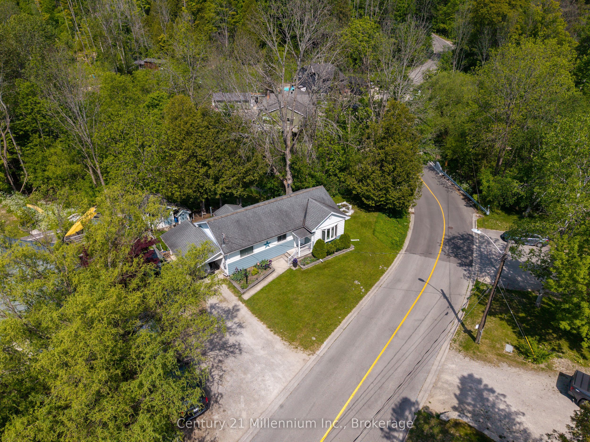 1420 7th Avenue W, Owen Sound, ON N4K 5K8