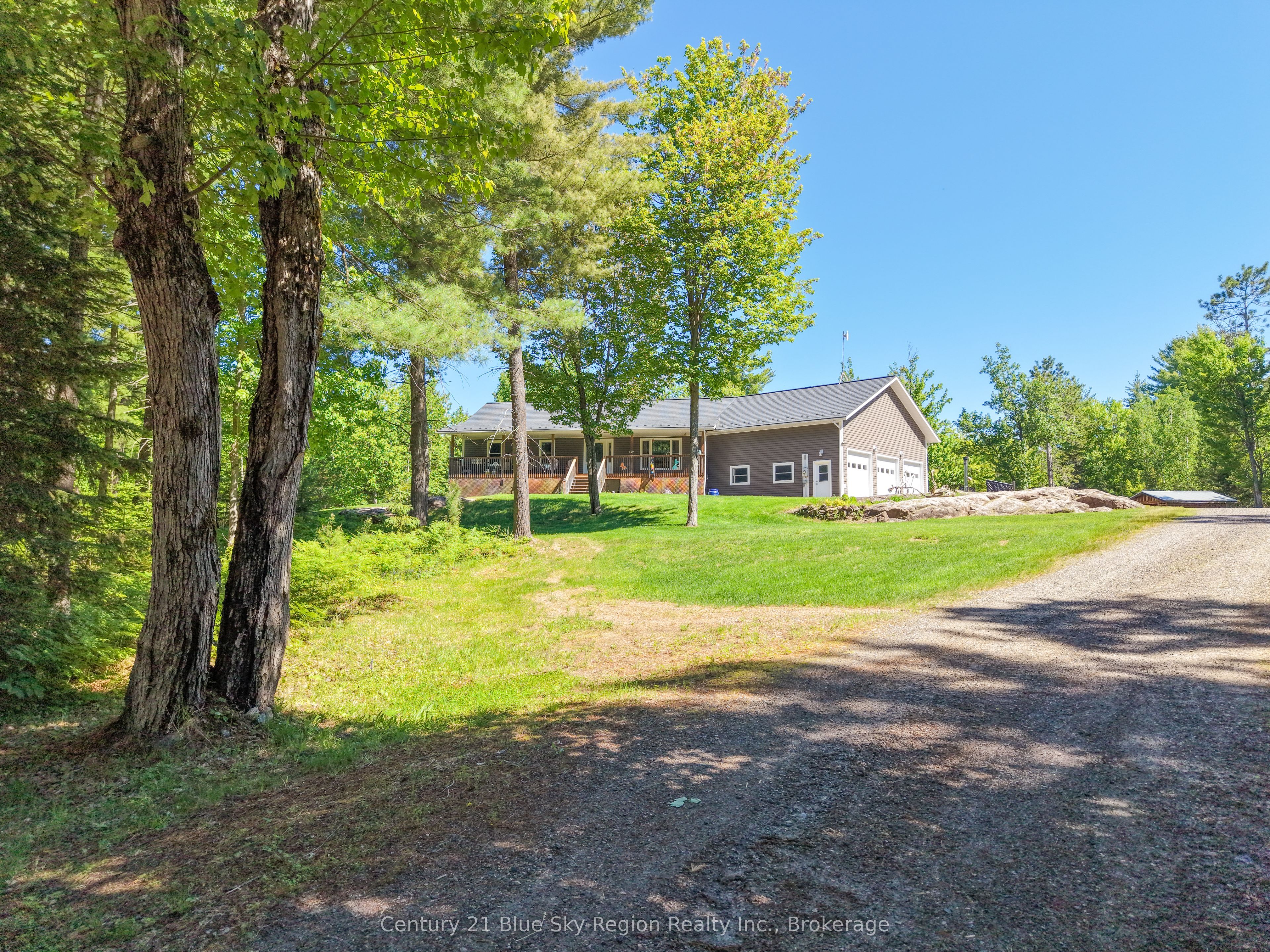 106 Lighthouse Road, Callander, ON P0H 1H0