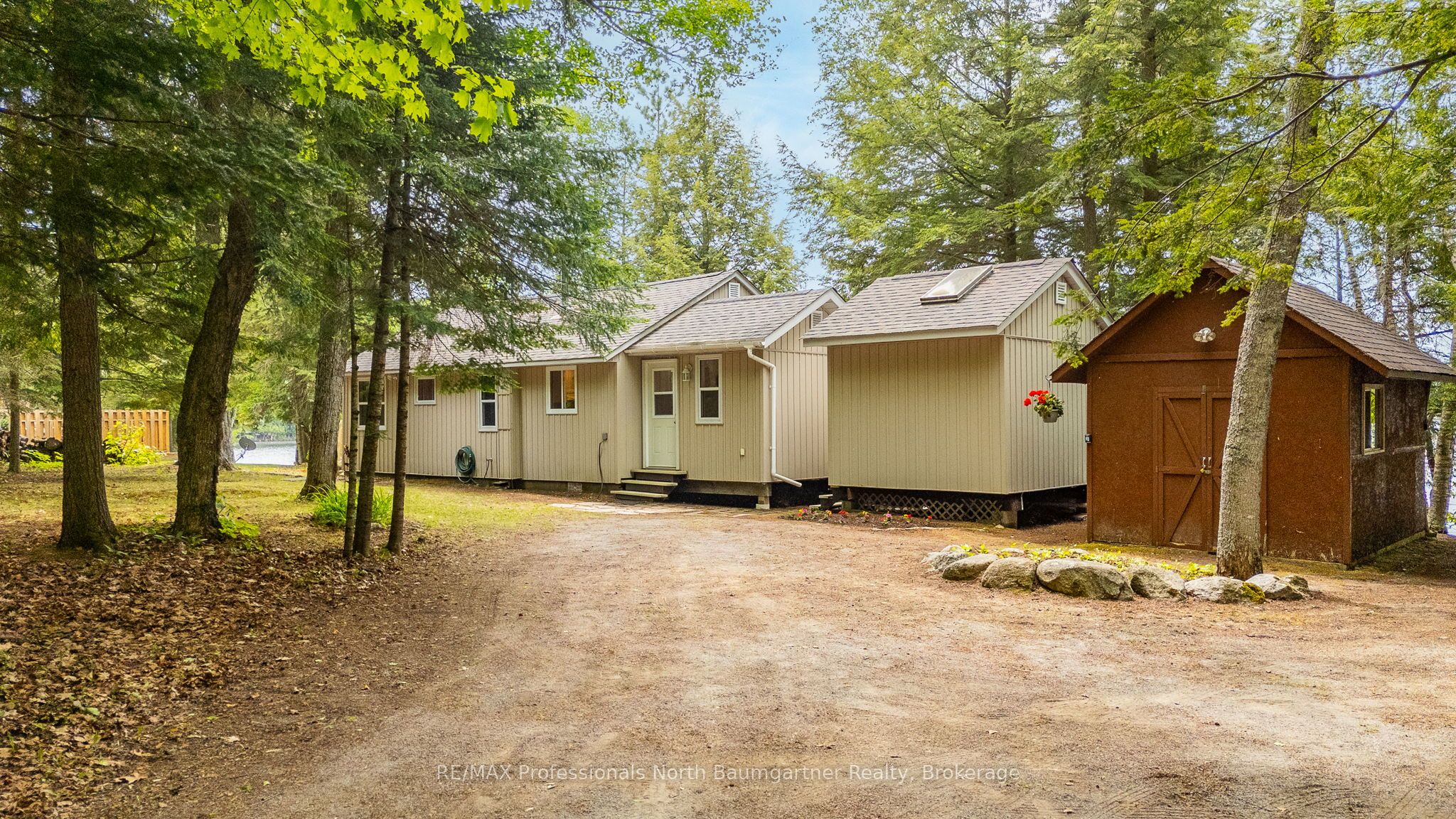 1053 Porter Road, Dysart et al, ON K0M 1S0