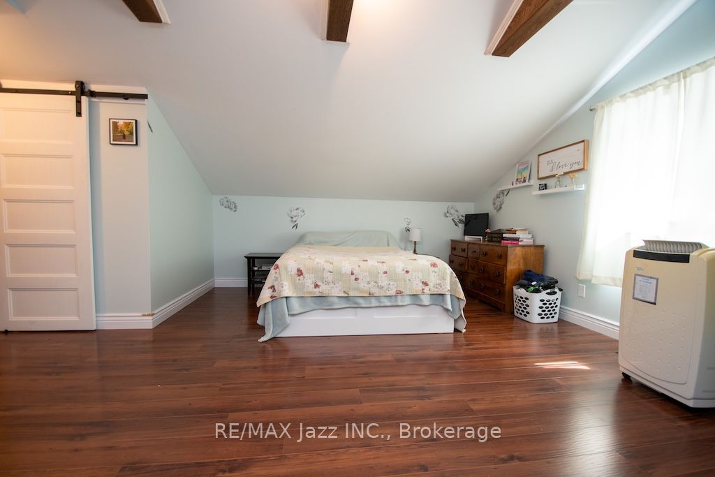 270 Clifford Road, Douro-Dummer, ON K0L 3A0