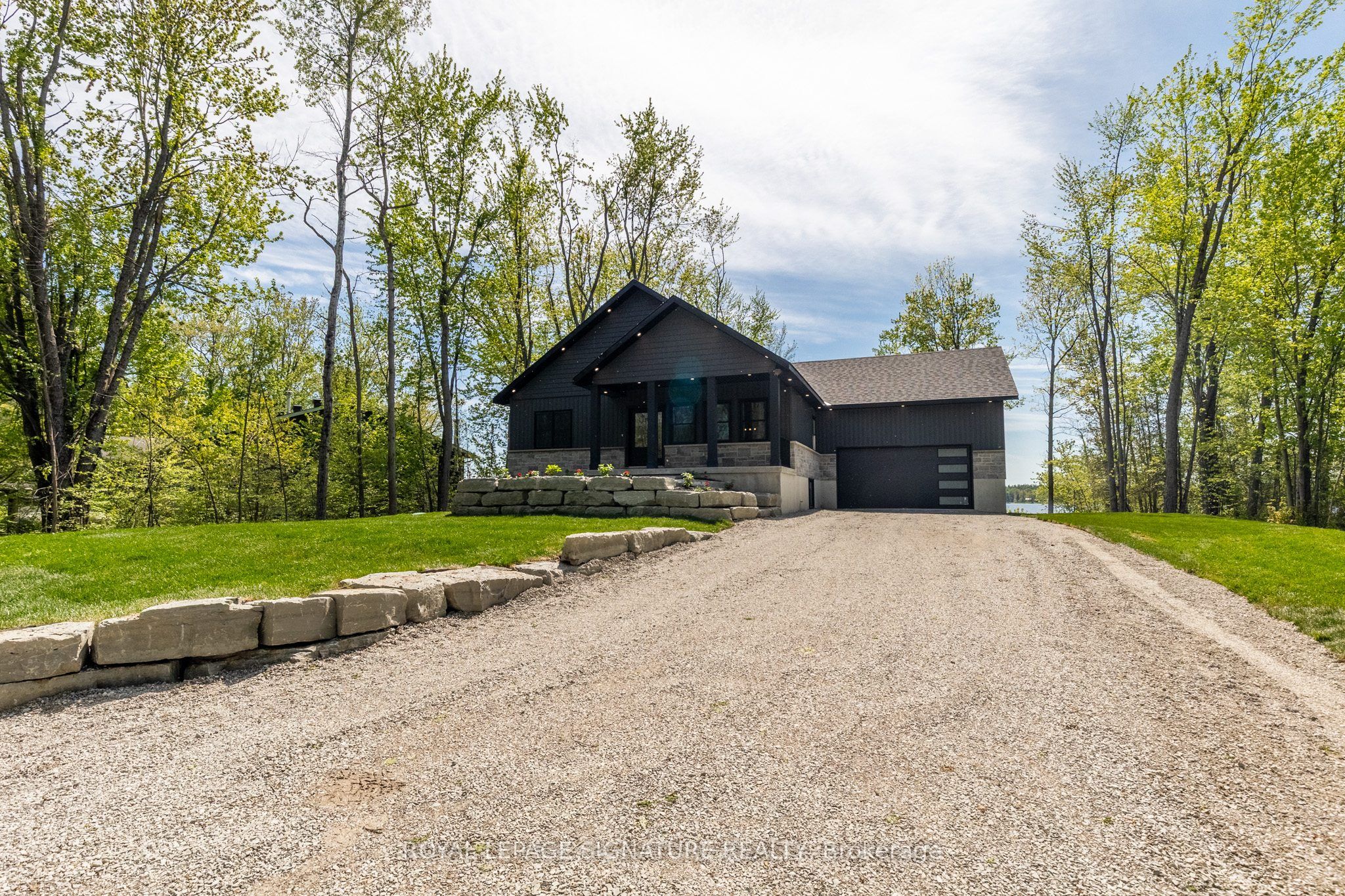 35 Young Street, Kawartha Lakes, ON L0K 1W0