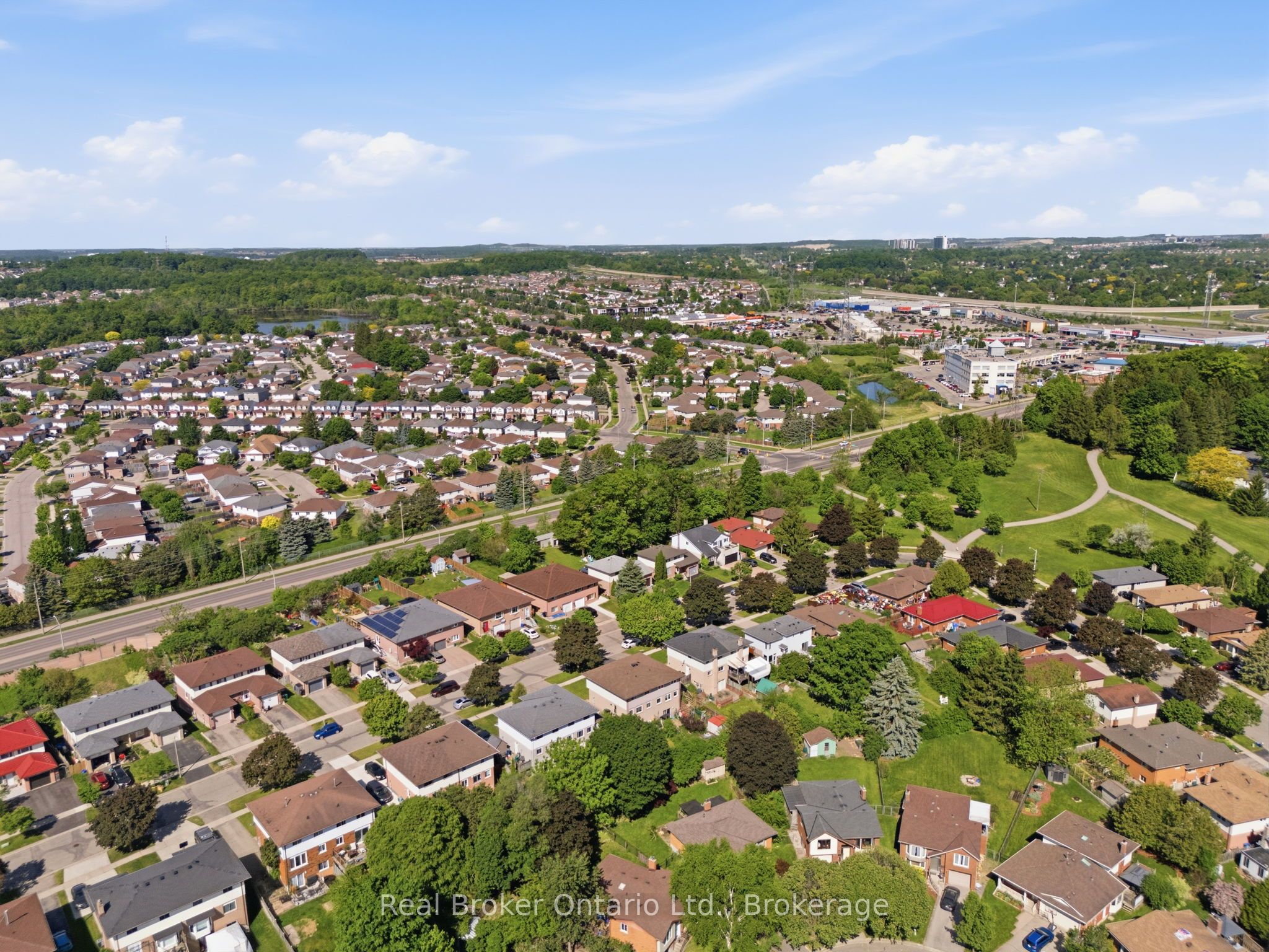 126 Dinison Crescent, Kitchener, ON N2E 2V2